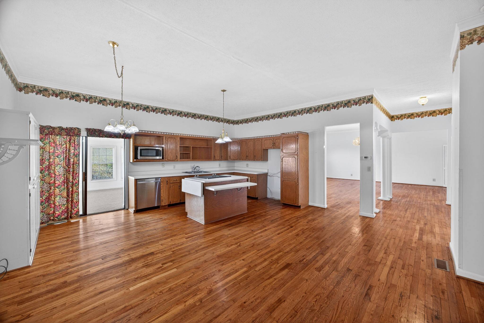 165 Almyra Rd, Sparta, TN 38583