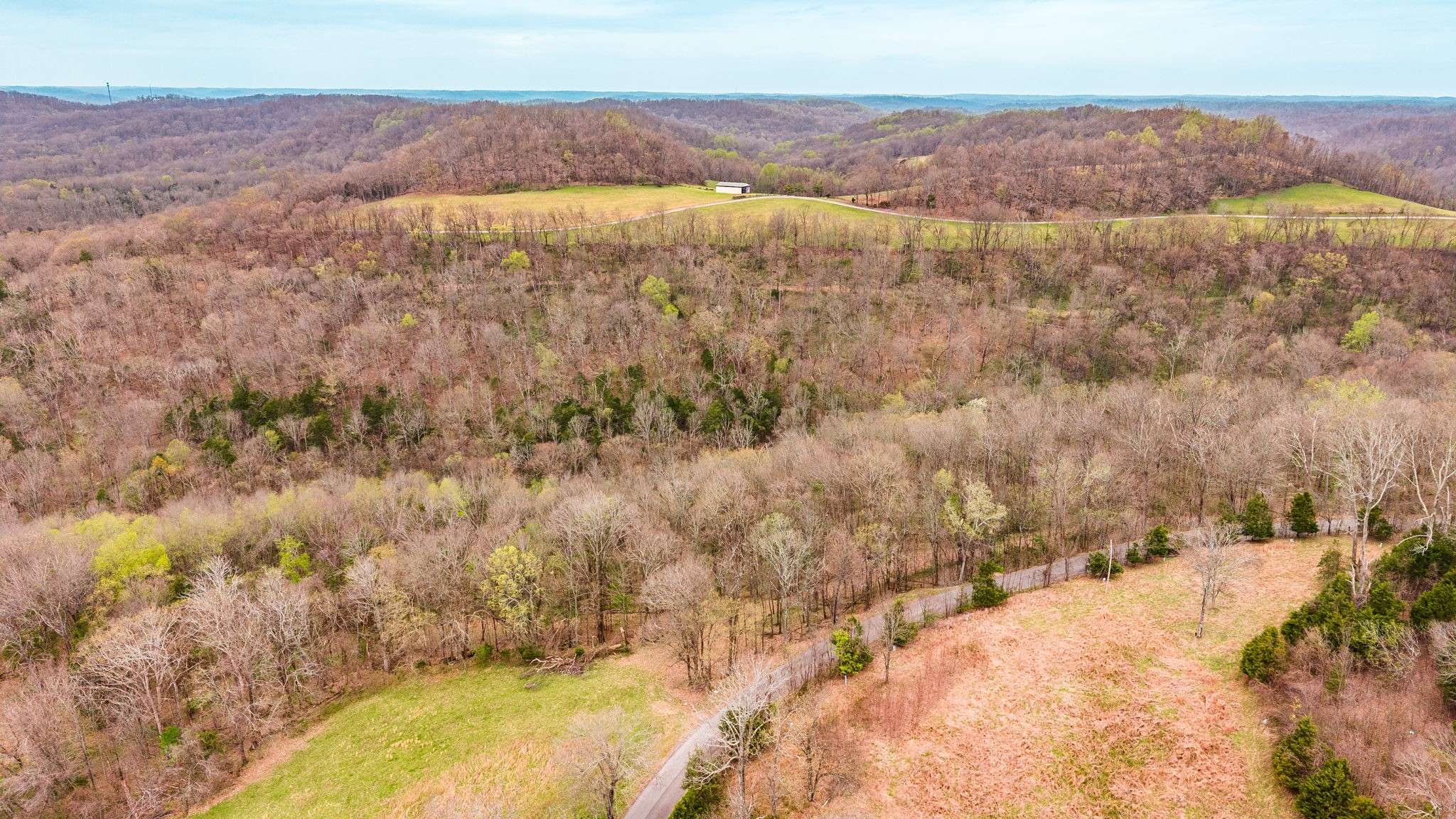 0 Wolf Hill Rd, Bethpage, TN 37022