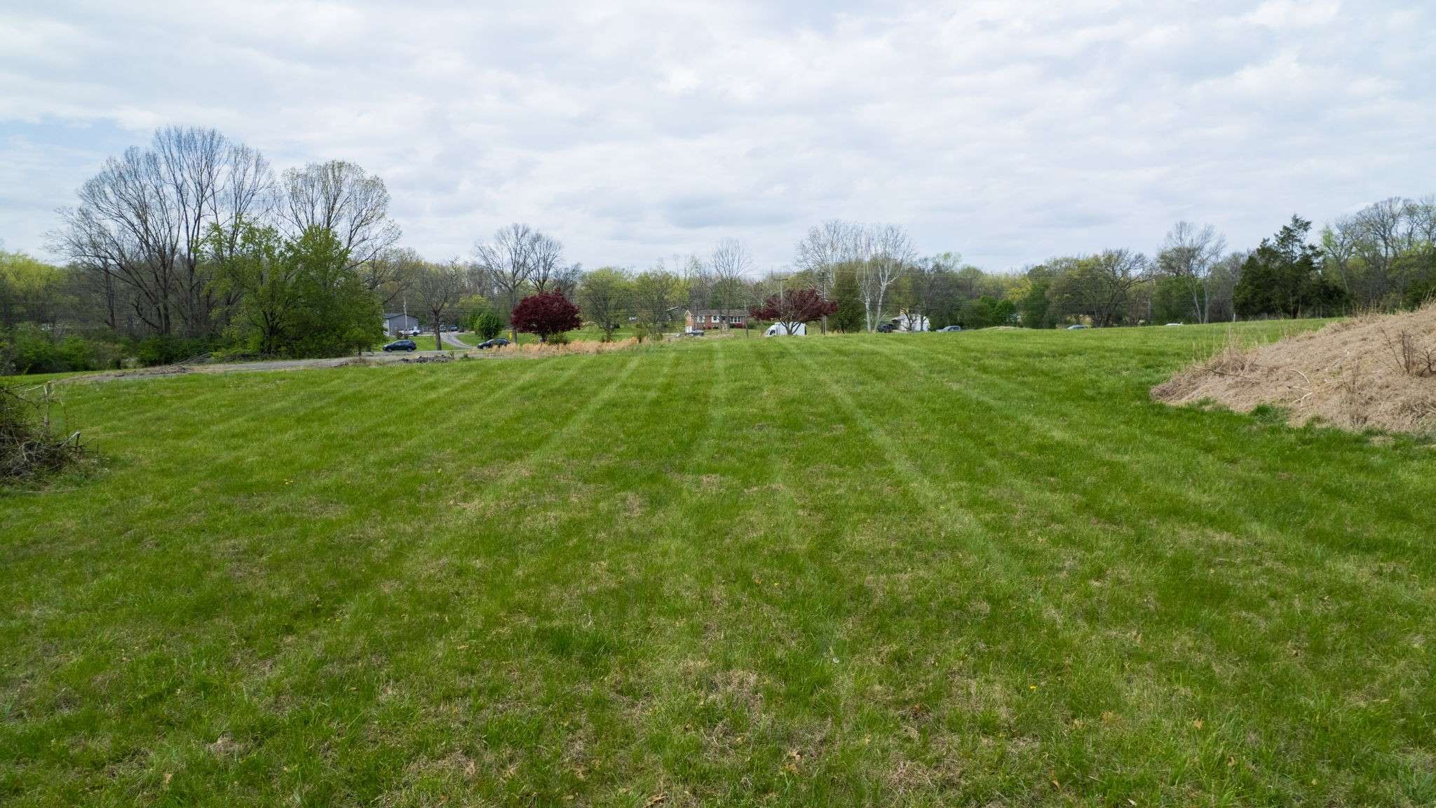 712 New Shackle Island Rd, Hendersonville, TN 37075