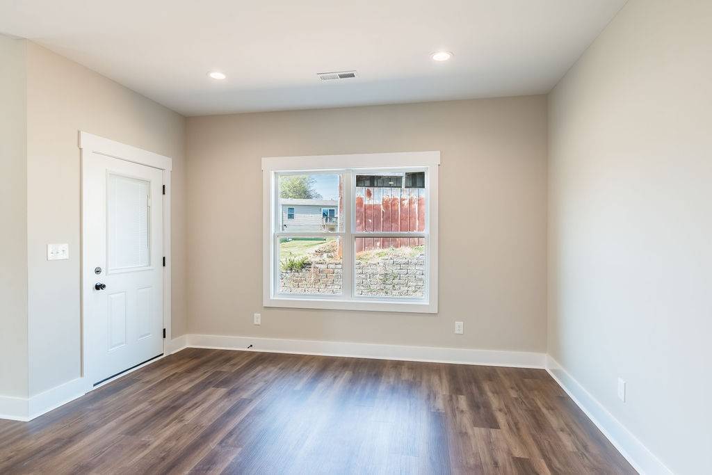 104 Bee Line Way, Trenton, KY 42286