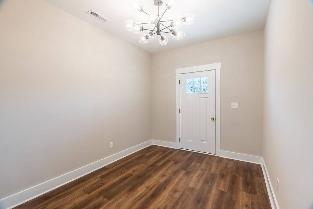 104 Bee Line Way, Trenton, KY 42286