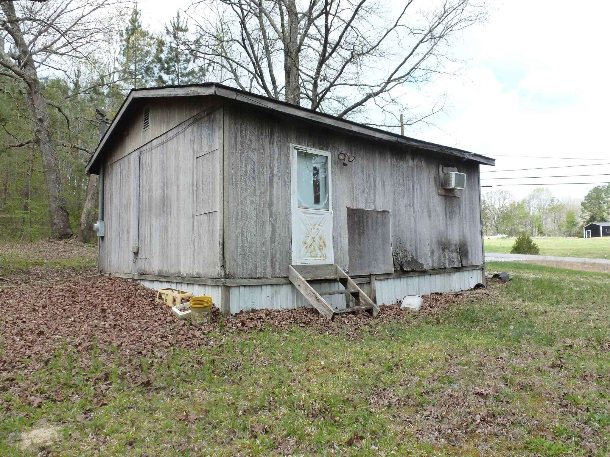 2330 Ligon Springs Rd, Russellville, AL 35654