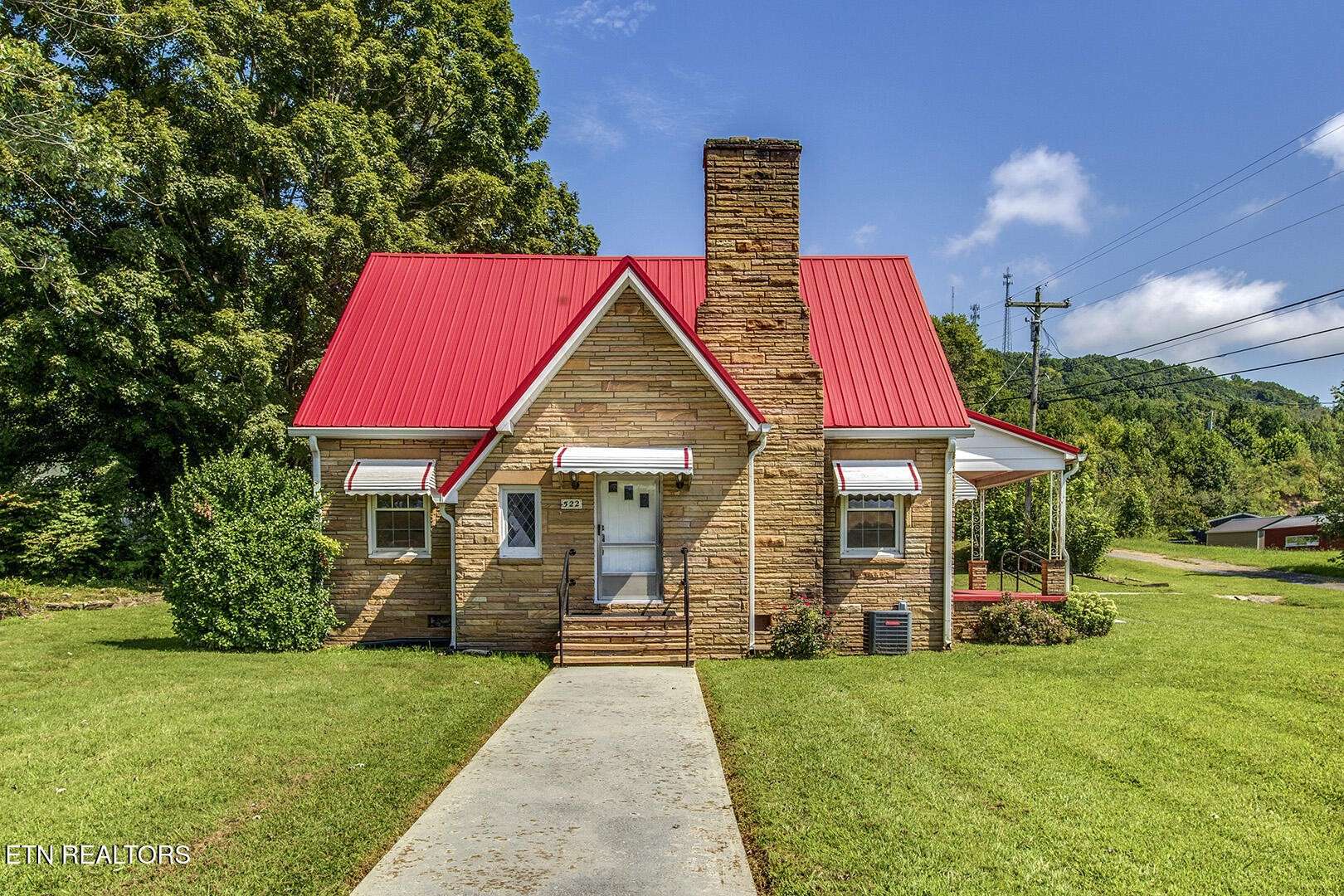 522 Court St, Wartburg, TN 37887