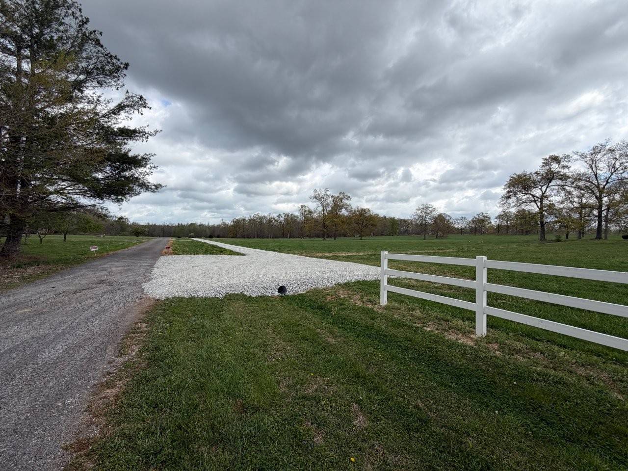 1 Ledford Mill Lane, Normandy, TN 37360
