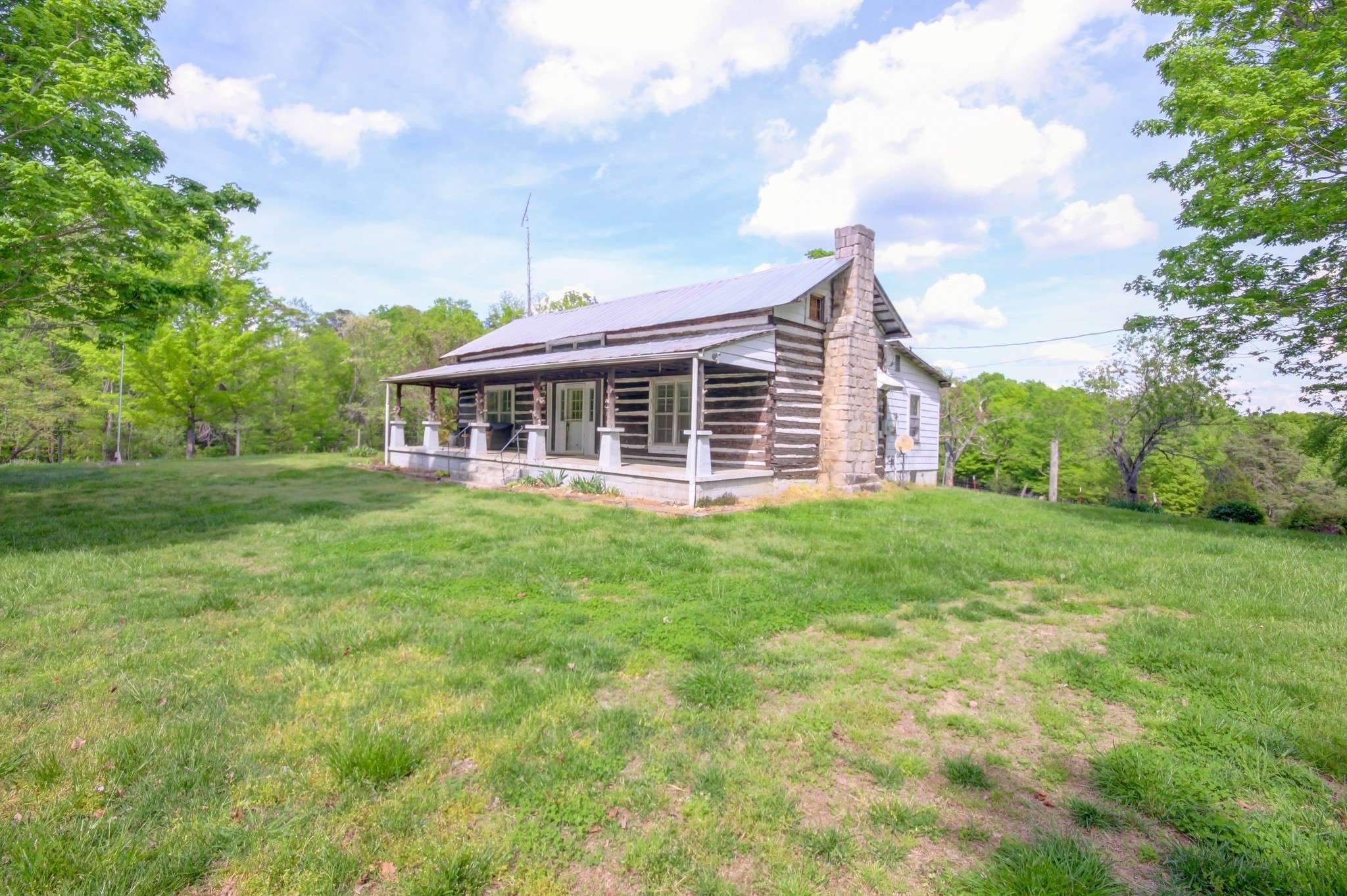 3915 Oak Ridge Rd, Palmyra, TN 37142