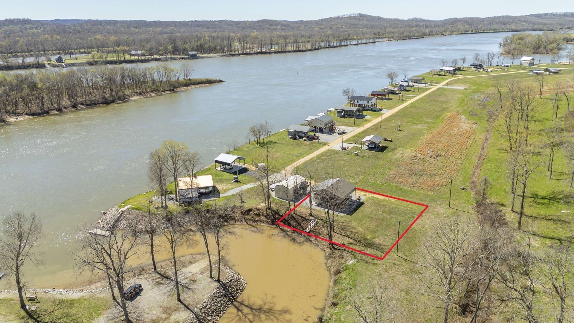 942 Lexi Ln, Clifton, TN 38425