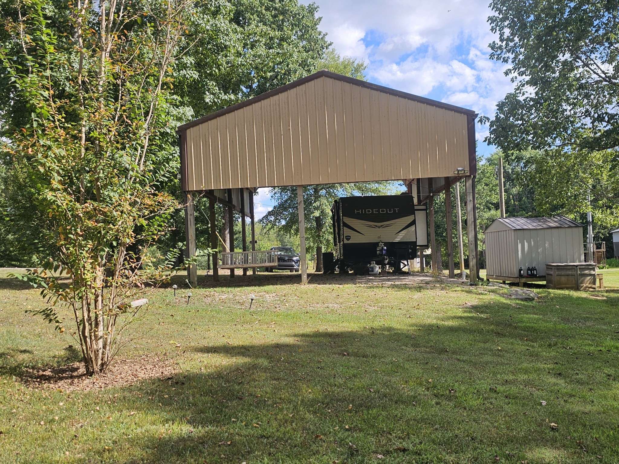 17 Clearwater Cr, Bath Springs, TN 38311