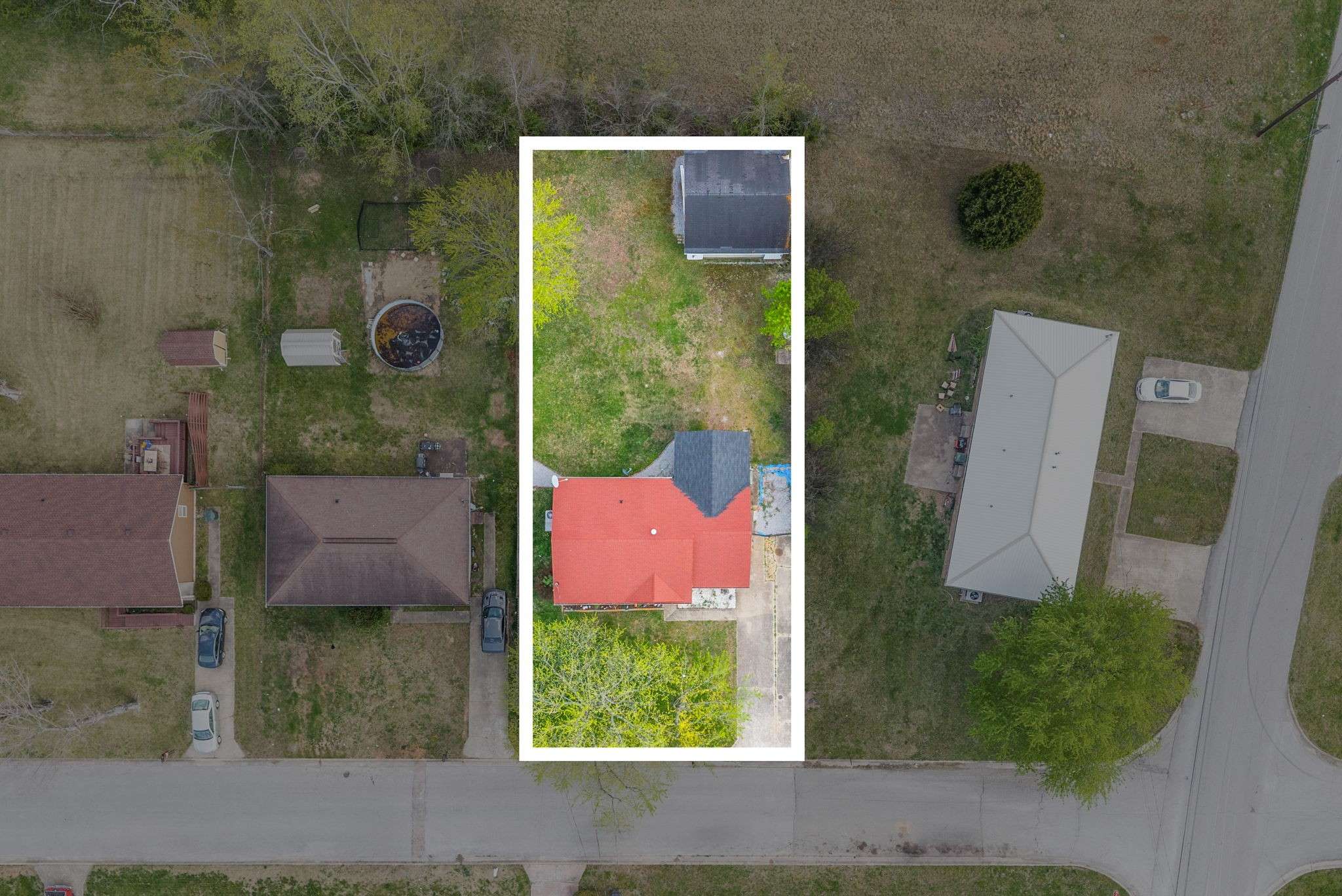 314 Kauai King Dr, Hopkinsville, KY 42240