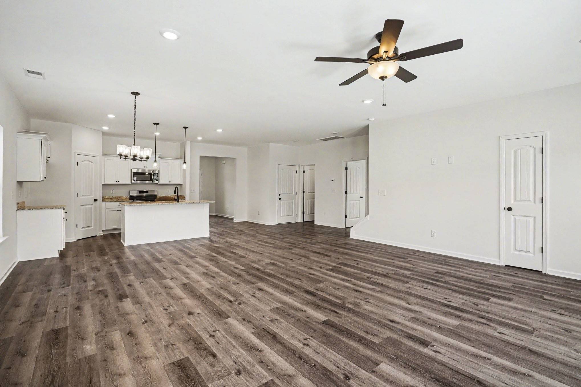 205 Hannah Lee Hill Rd, La Vergne, TN 37086