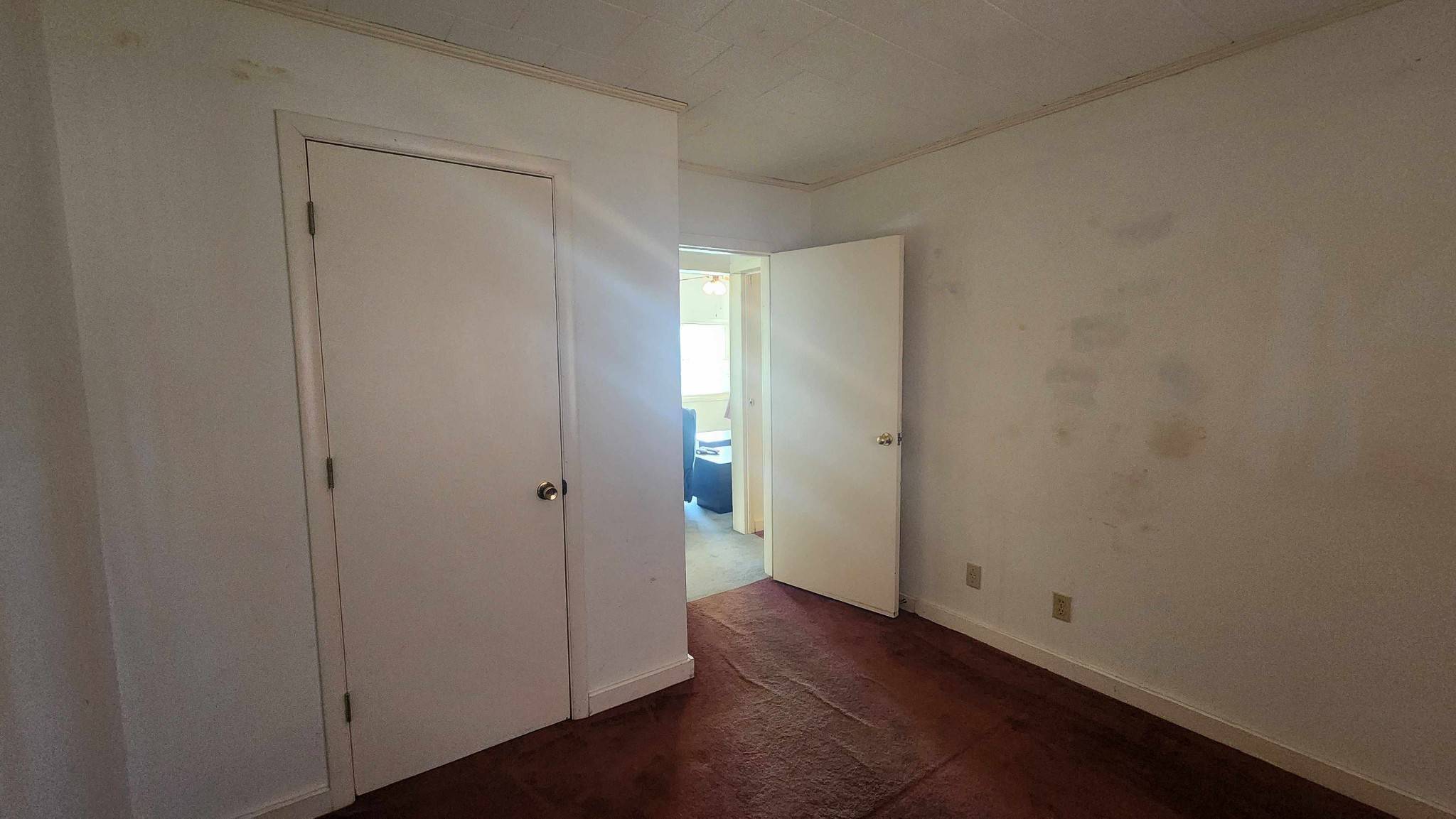 214 Dont Care Ln, Celina, TN 38551