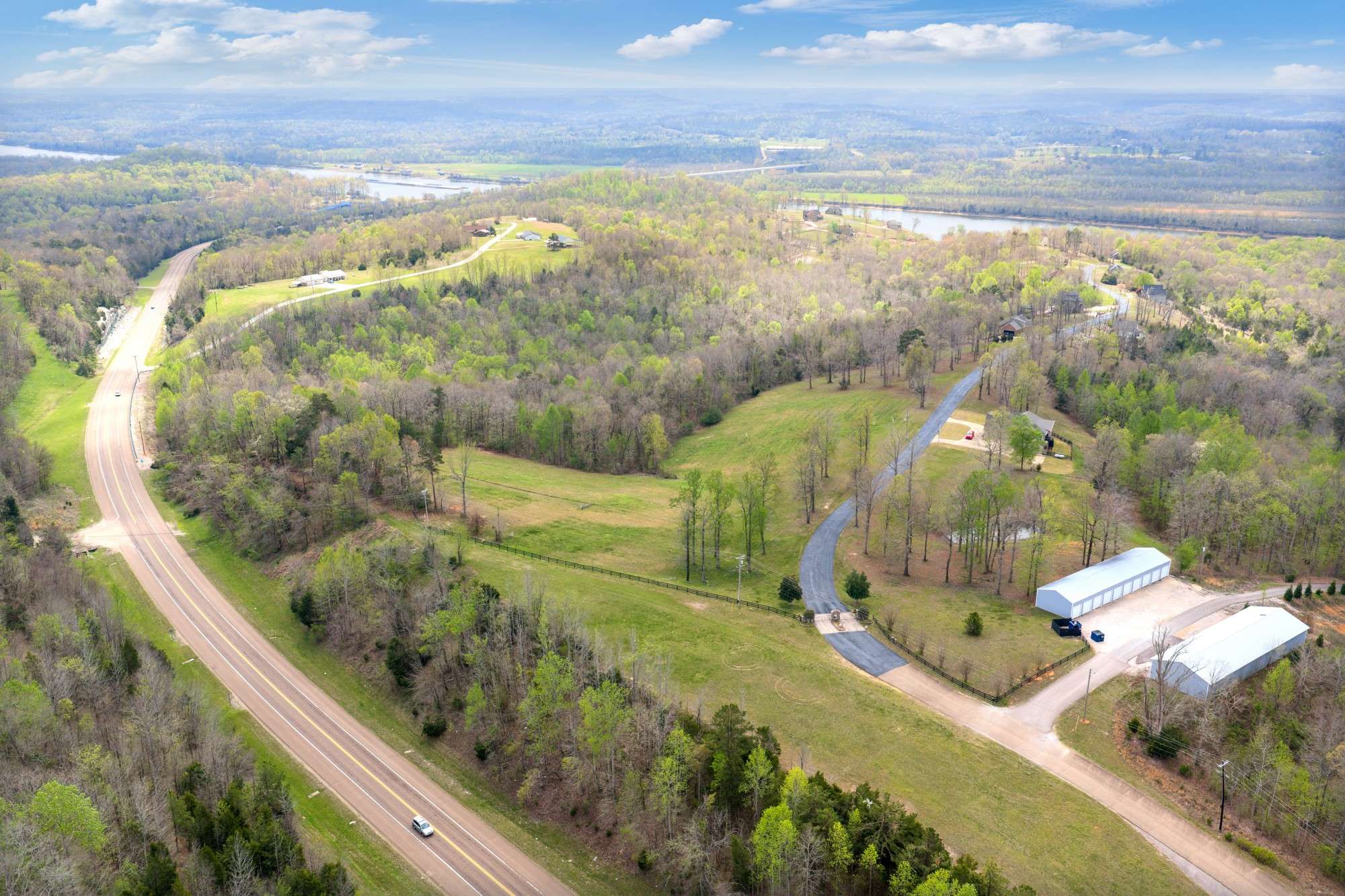 272 RIVERS EDGE DR, Bath Springs, TN 38311