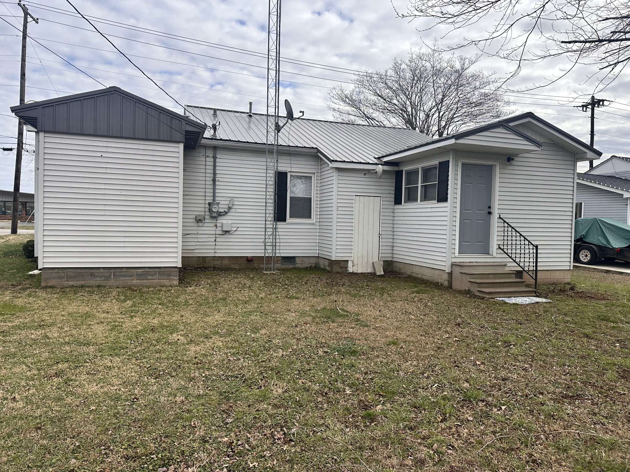 813 N Military Ave, Lawrenceburg, TN 38464