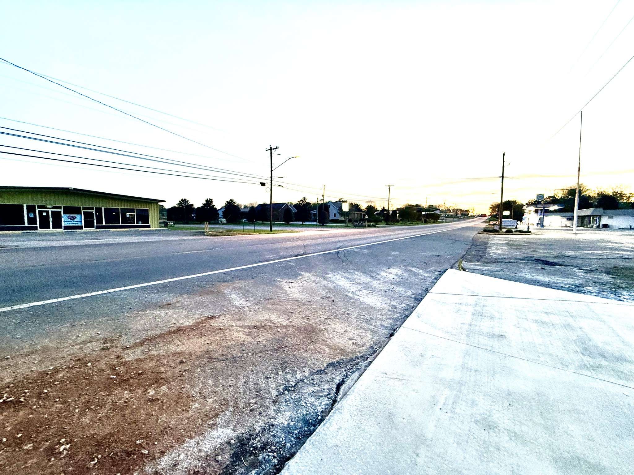 913 S College St, Winchester, TN 37398