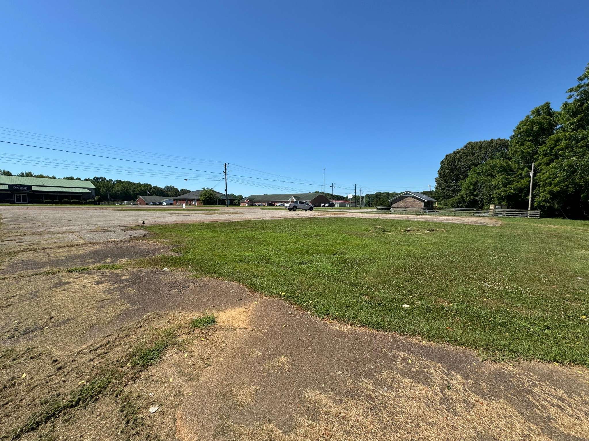 701 Tennessee St, Bolivar, TN 38008