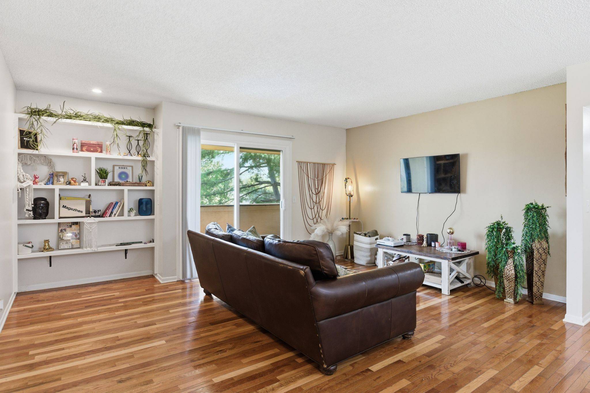 515 Basswood Ave ##J94, Nashville, TN 37209