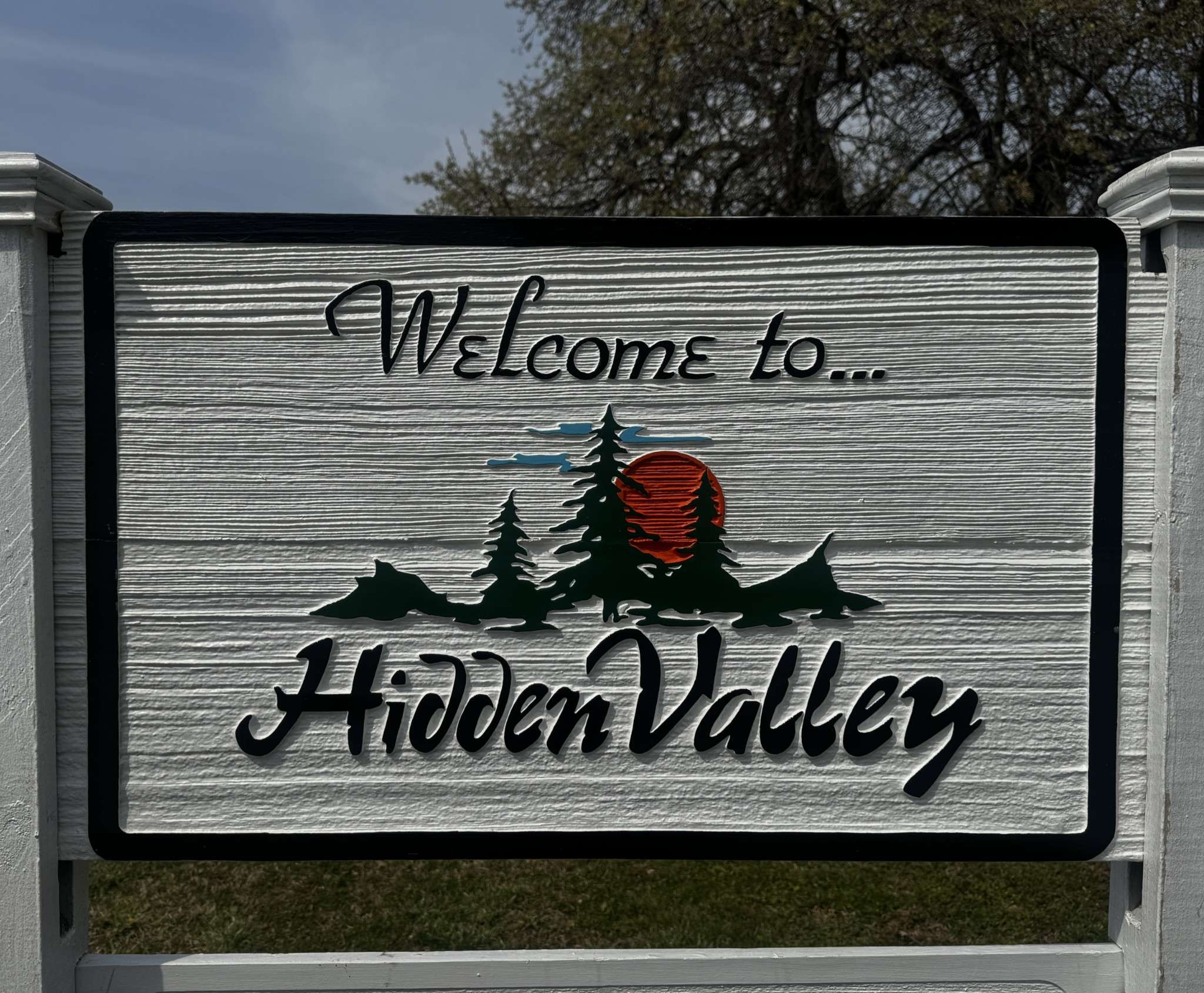 1366 Hidden Valley Rd, Livingston, TN 38570
