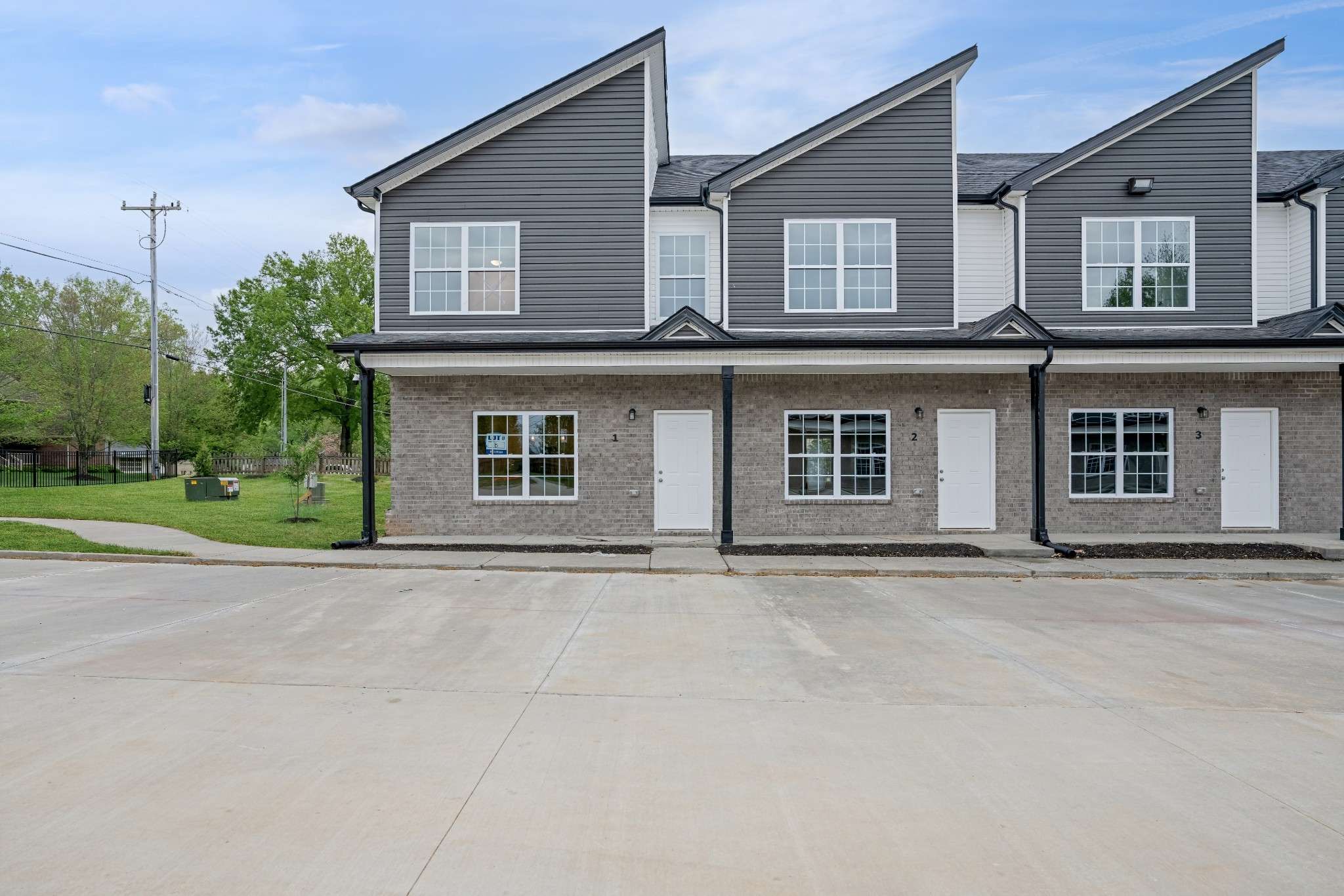 156 Excell Rd #13, Clarksville, TN 37043