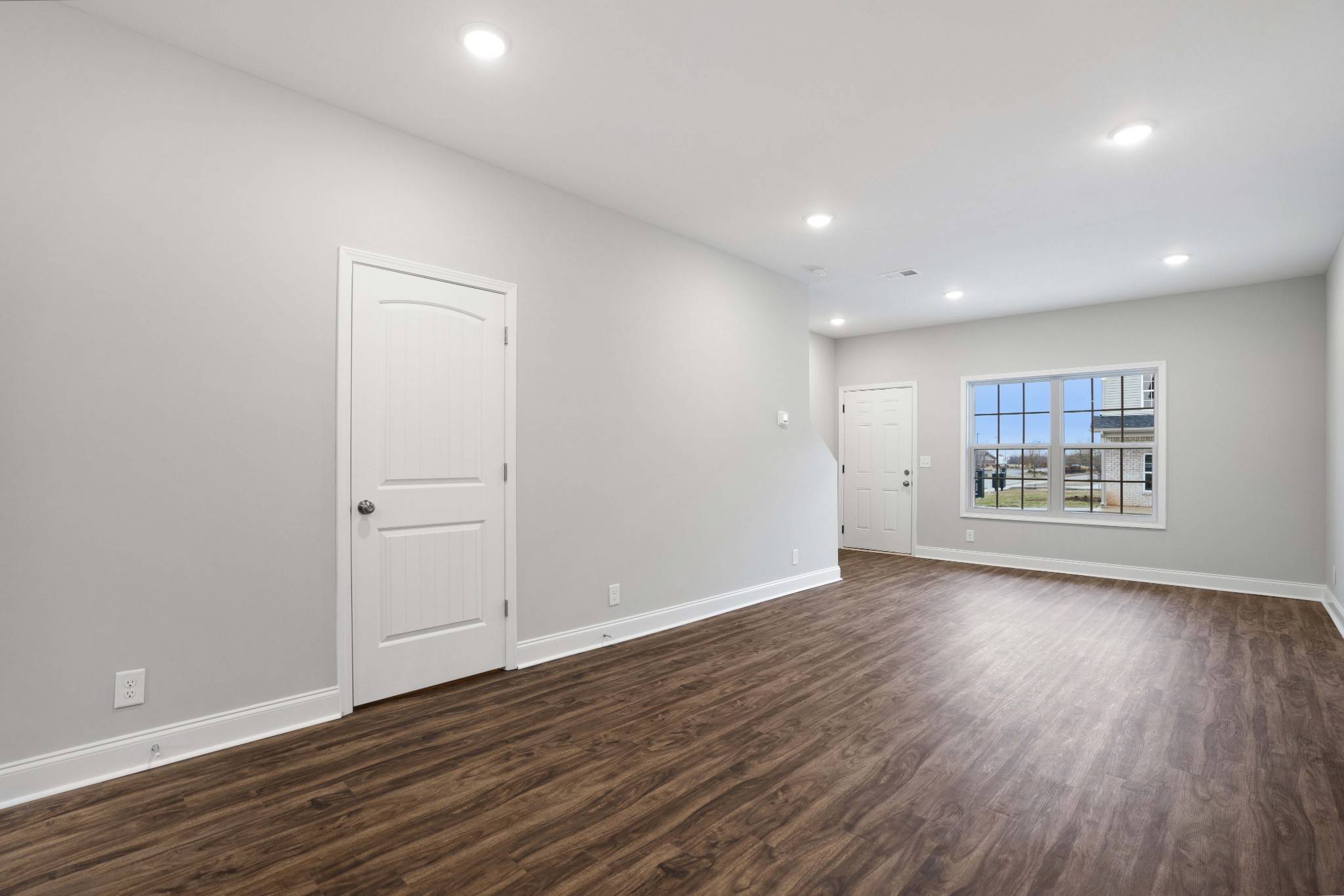 955 Professional Park Dr #102, Clarksville, TN 37040