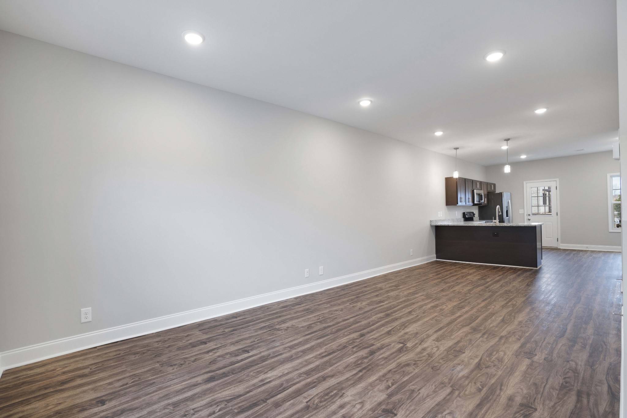955 Professional Park Dr #102, Clarksville, TN 37040