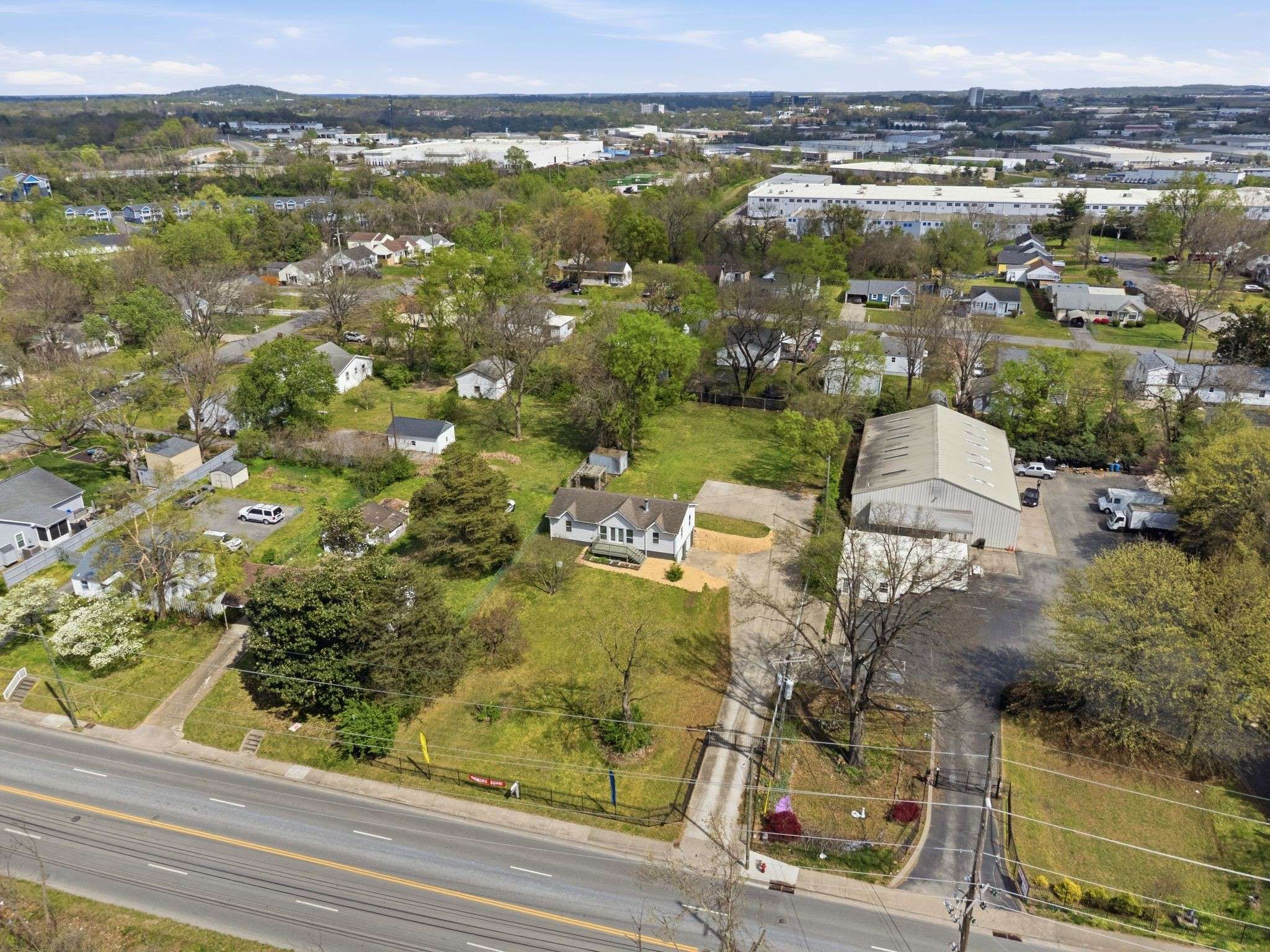 248 Spence Ln, Nashville, TN 37210