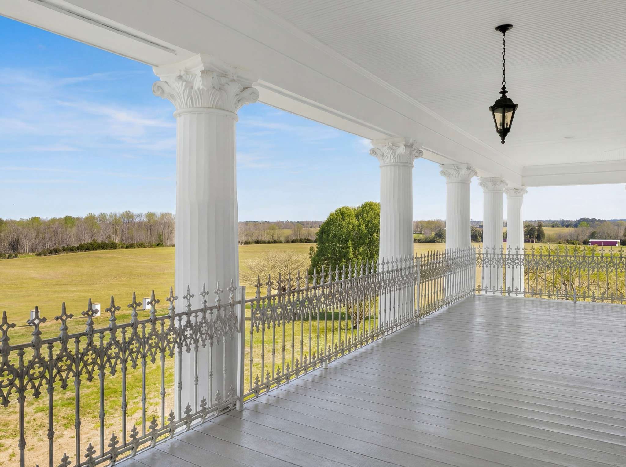 99 Posey Circle, Saint Joseph, TN 38481