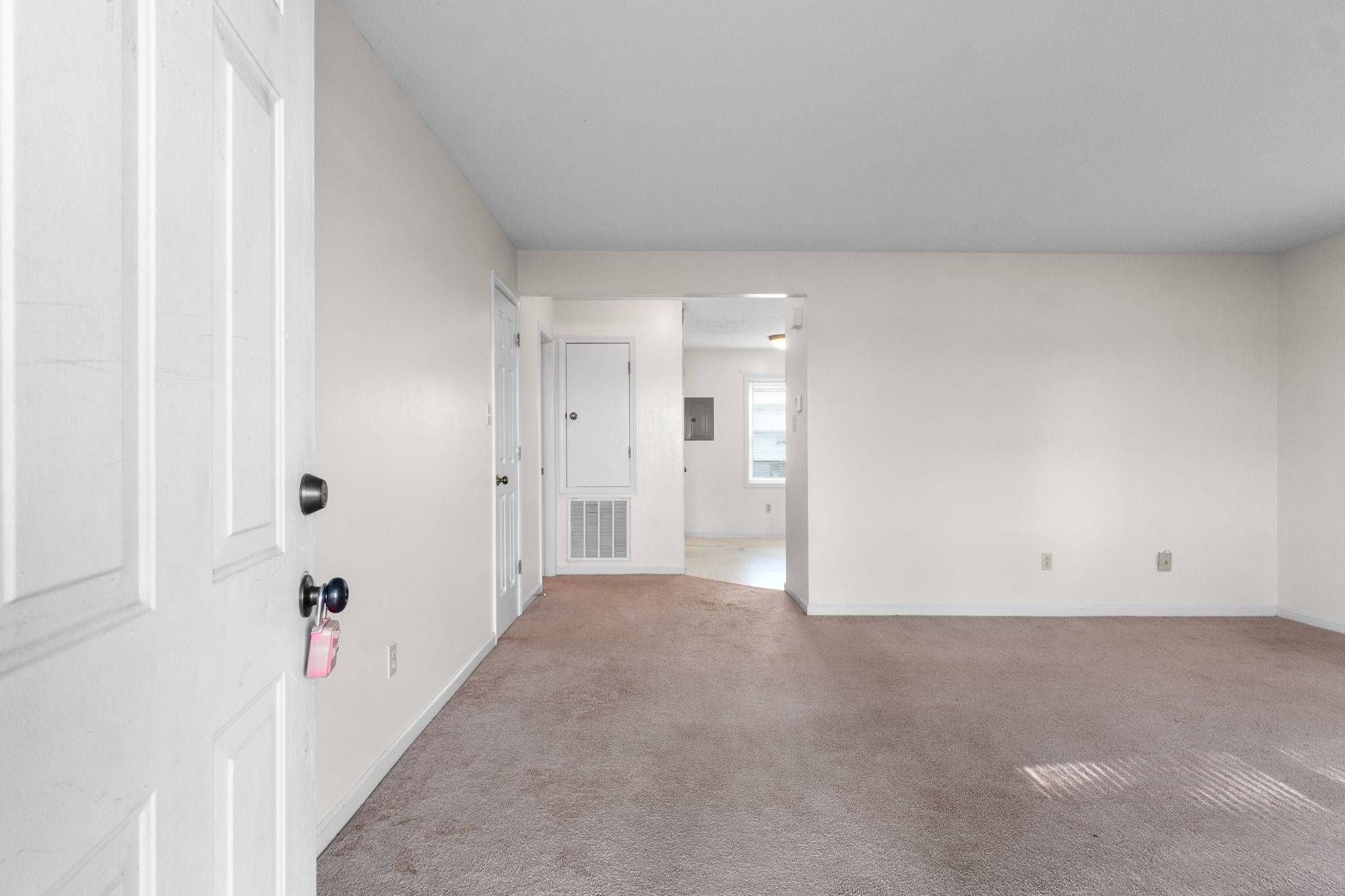 286 Thompsonville Ln #103, Oak Grove, KY 42262