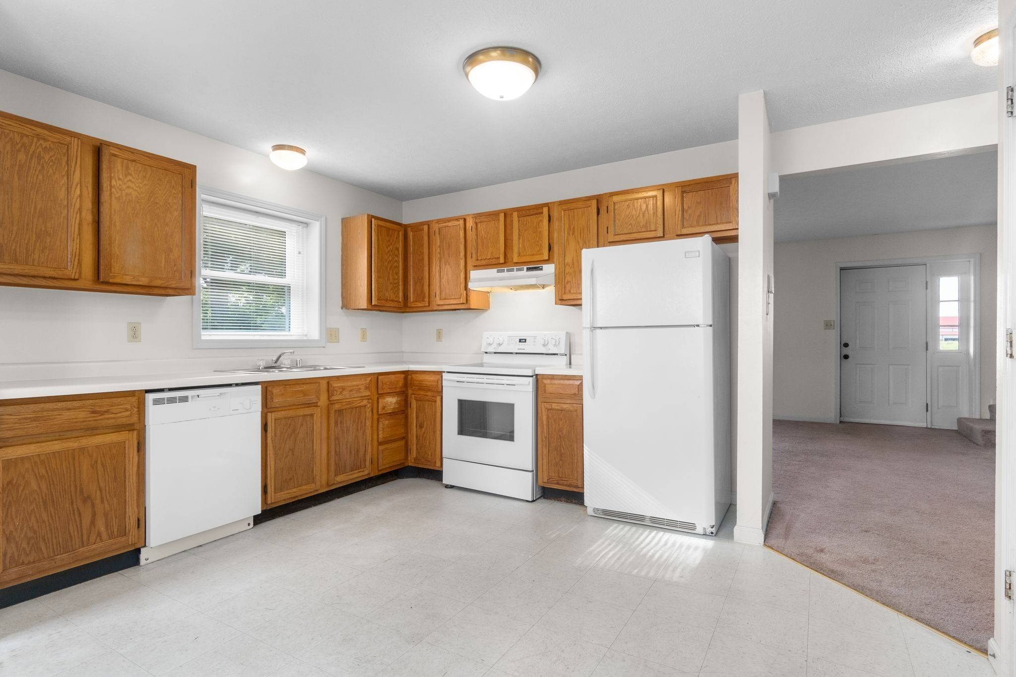 286 Thompsonville Ln #103, Oak Grove, KY 42262