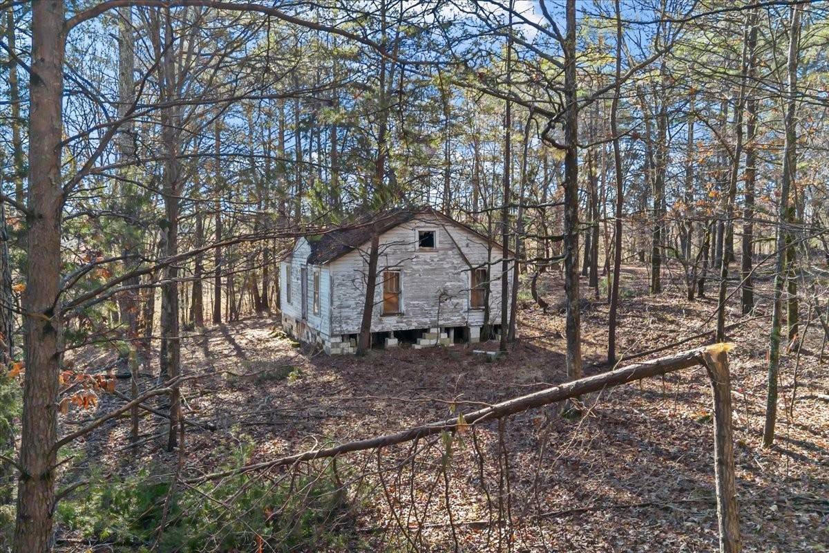 1837 Humphreys Co Line Rd, Dickson, TN 37055