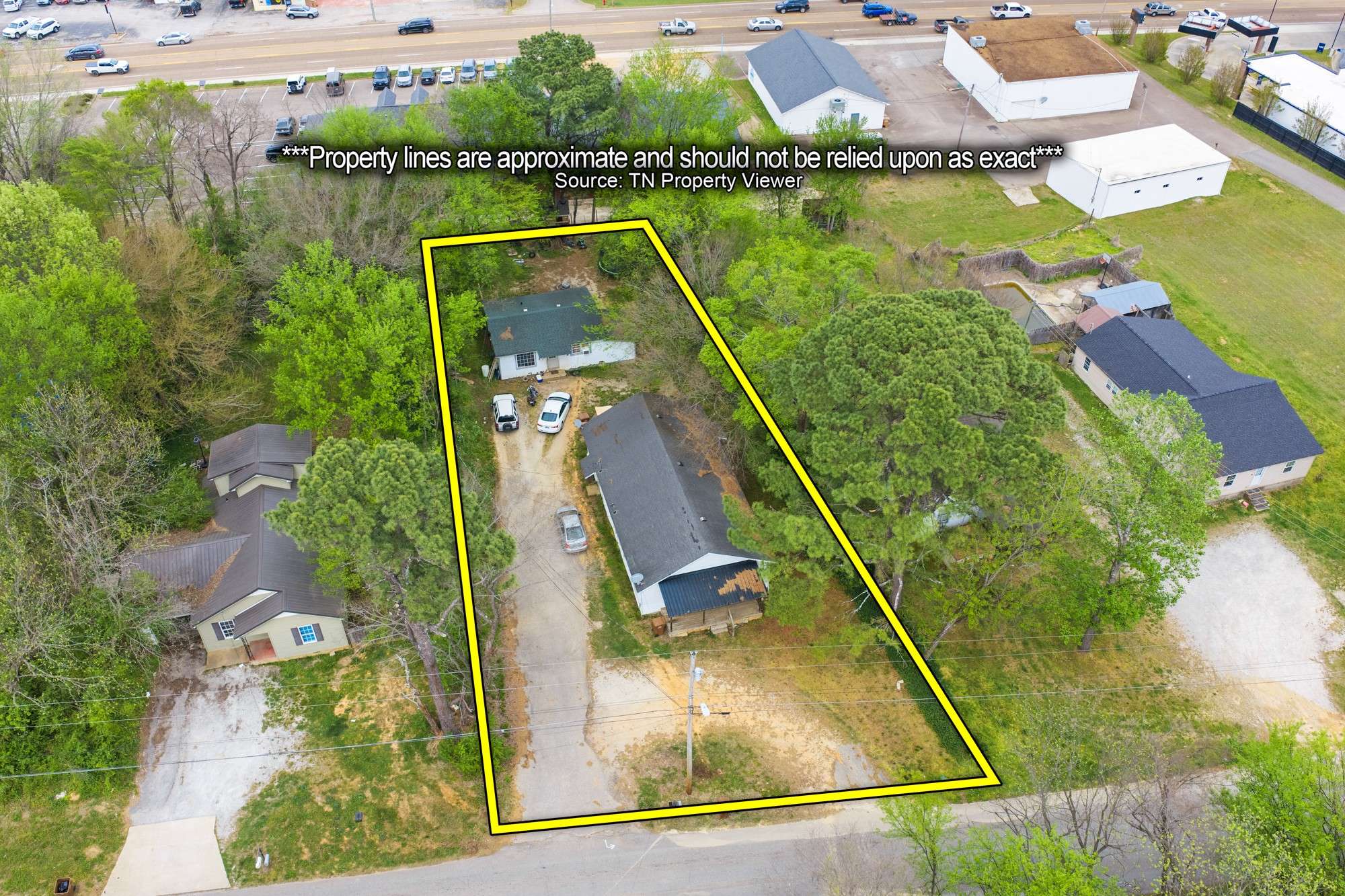 252 N Main St, Lexington, TN 38351