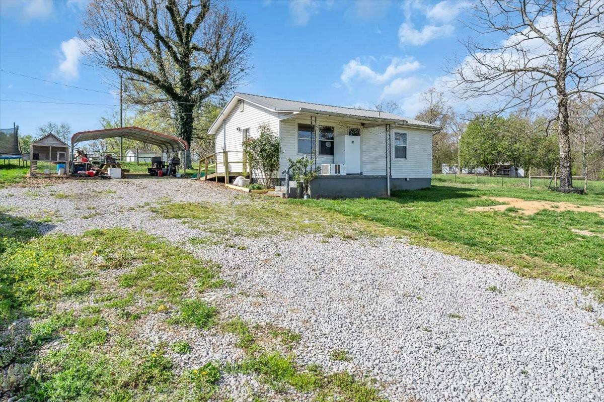 784 Burch Ln, Mcminnville, TN 37110