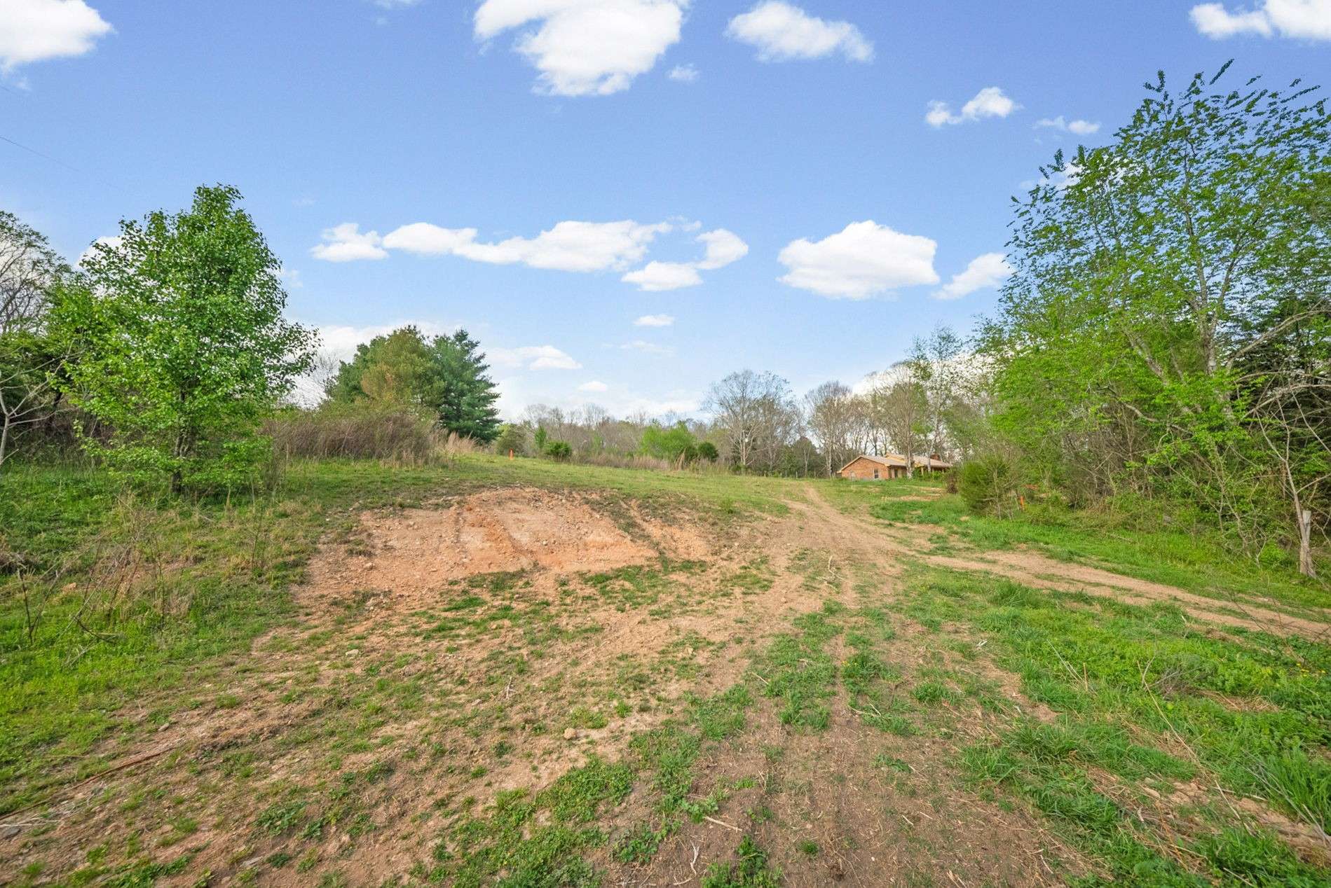 3 Bud Parker Lane, Erin, TN 37061