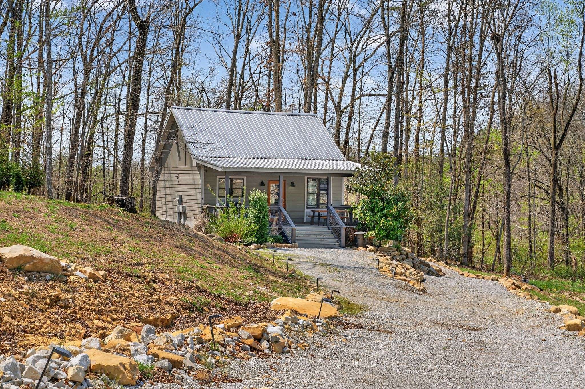 191 Waters Edge Way, Tracy City, TN 37387