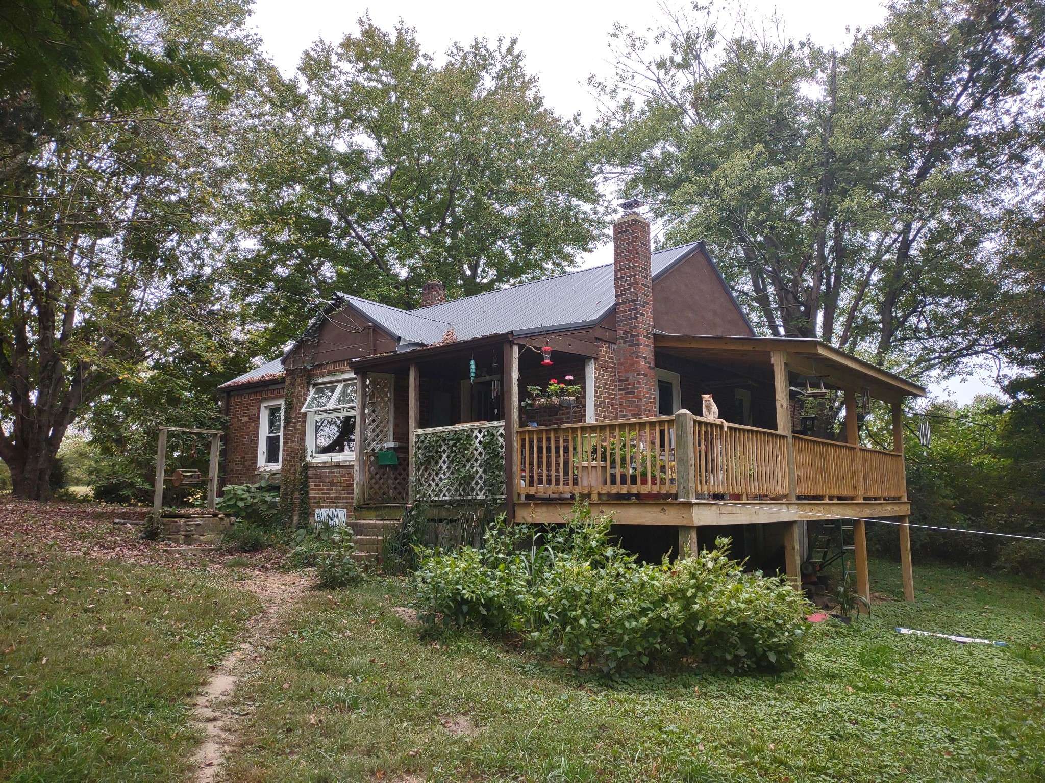 652 Gamaliel RD, Red Boiling Springs, TN 37150