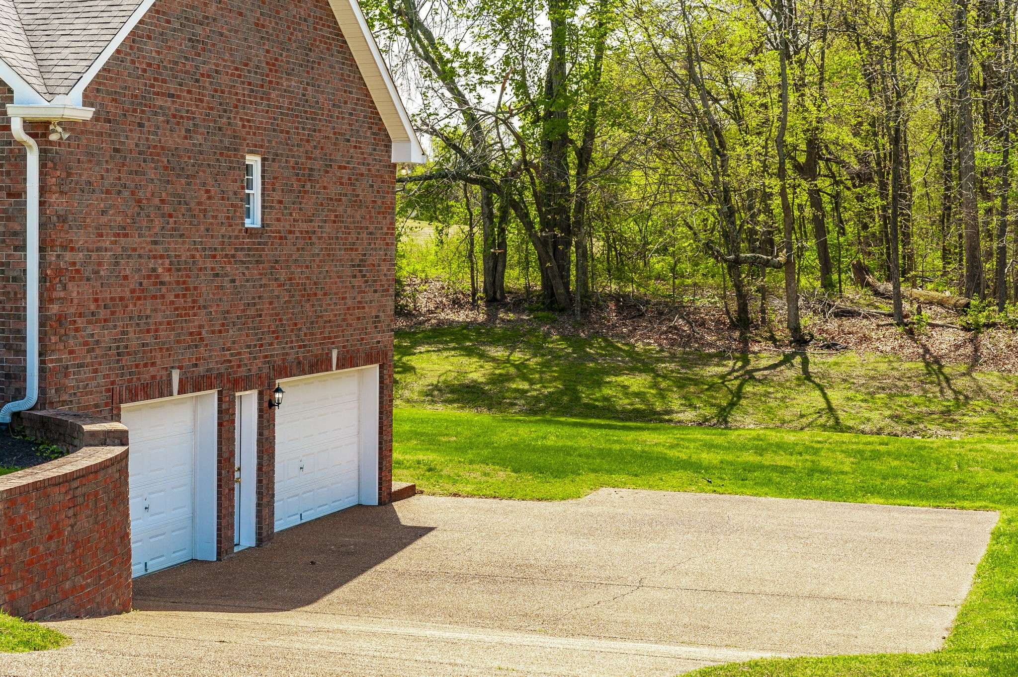 251 Allen Dr, Greenbrier, TN 37073