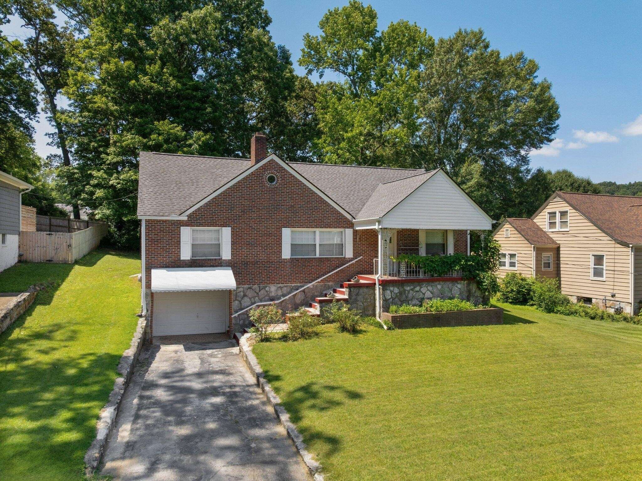 110 Forsythe Street, Chattanooga, TN 37415