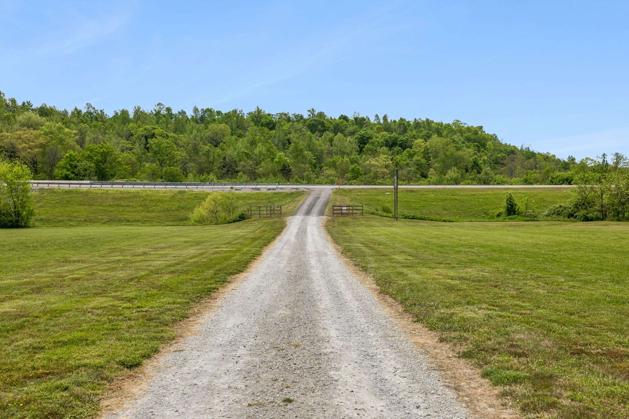 2461 Bodenham Rd, Pulaski, TN 38478