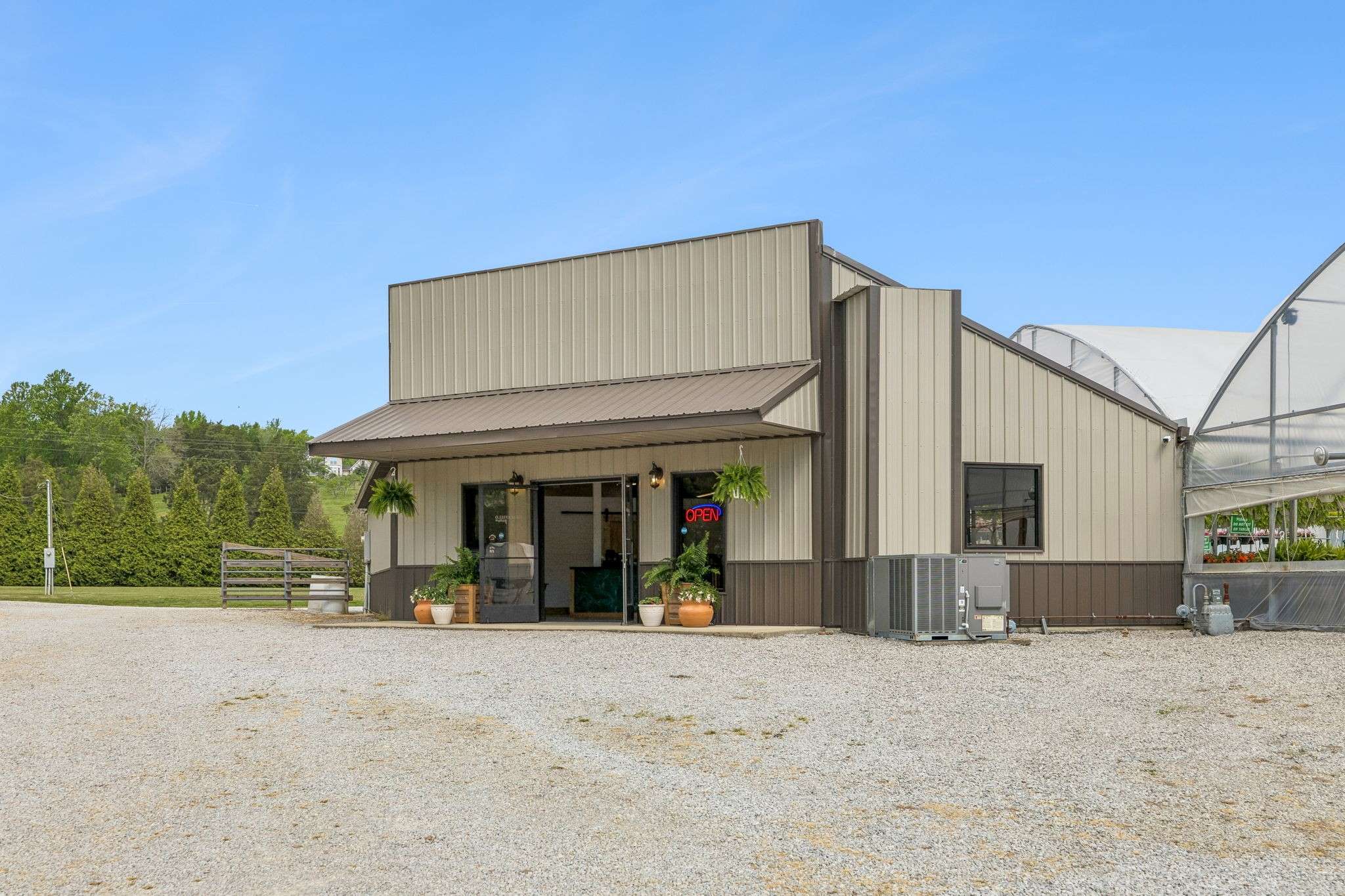2461 Bodenham Rd, Pulaski, TN 38478