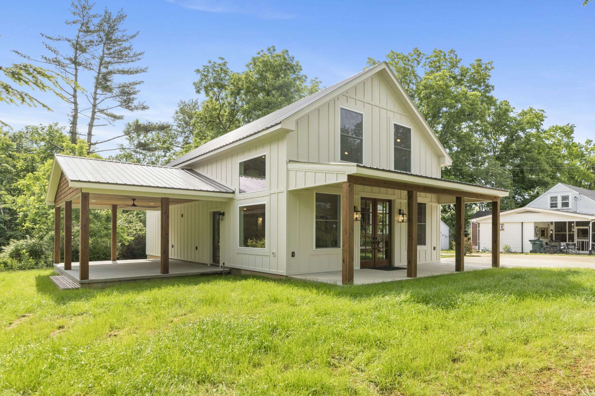 97 Barnwell Ave, Centerville, TN 37033