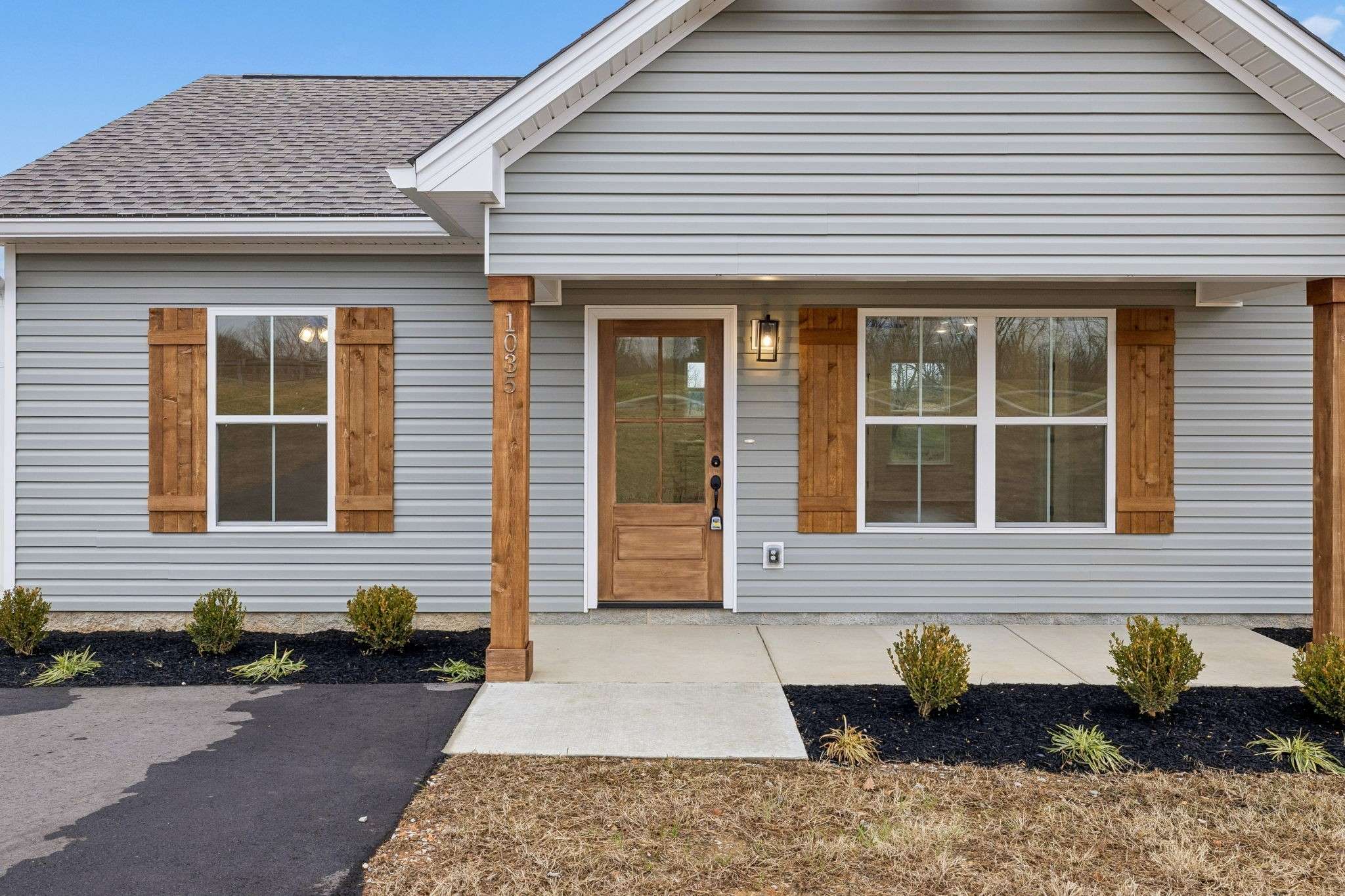 1035 Landing Lane, Adams, TN 37010