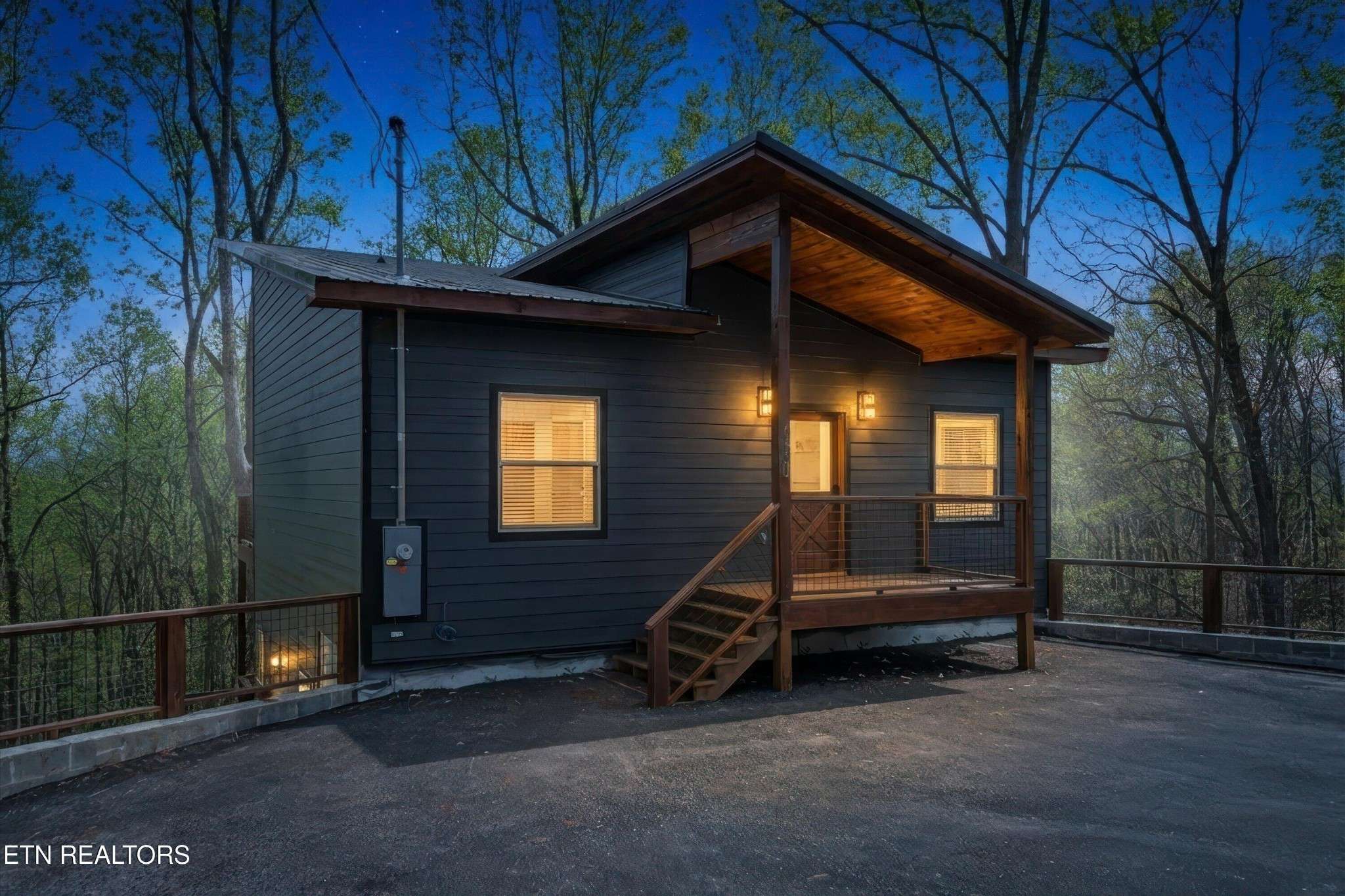 640 Carter Plaza, Gatlinburg, TN 37738