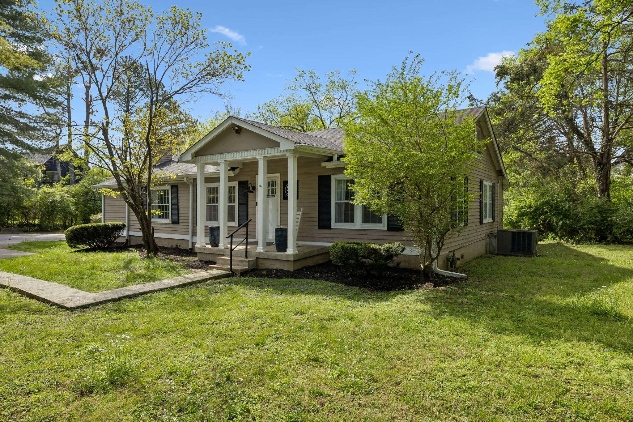 1307 Old Hickory Blvd, Brentwood, TN 37027