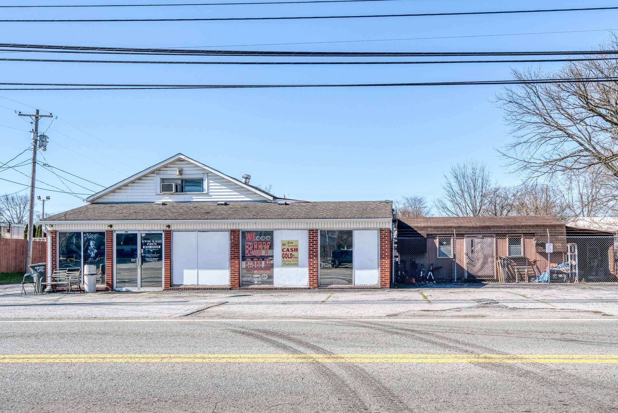 249 N Spring St, Sparta, TN 38583