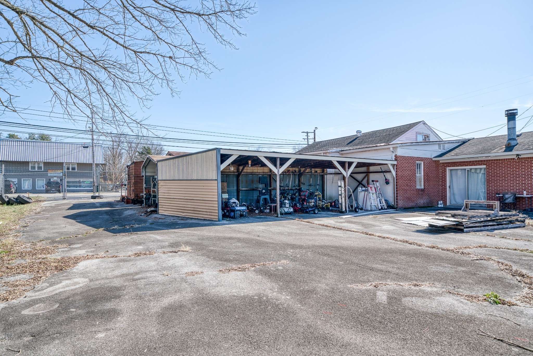 249 N Spring St, Sparta, TN 38583