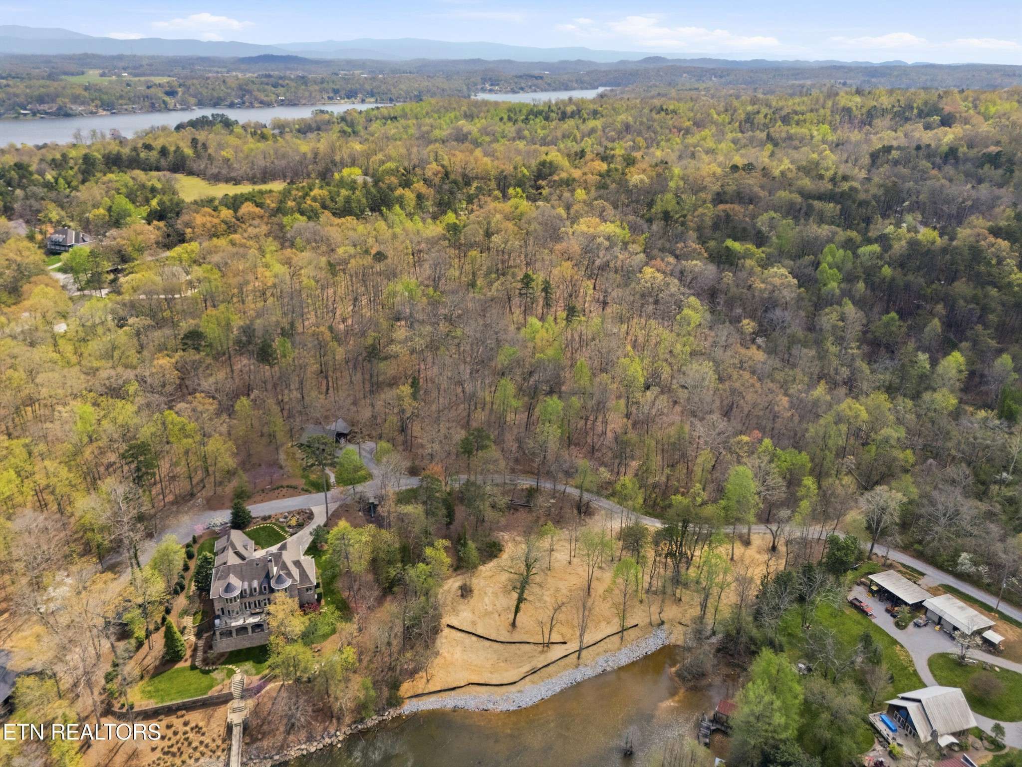 1750 Lakeland Dr aka 1 Headricks Co, Lenoir City, TN 37772