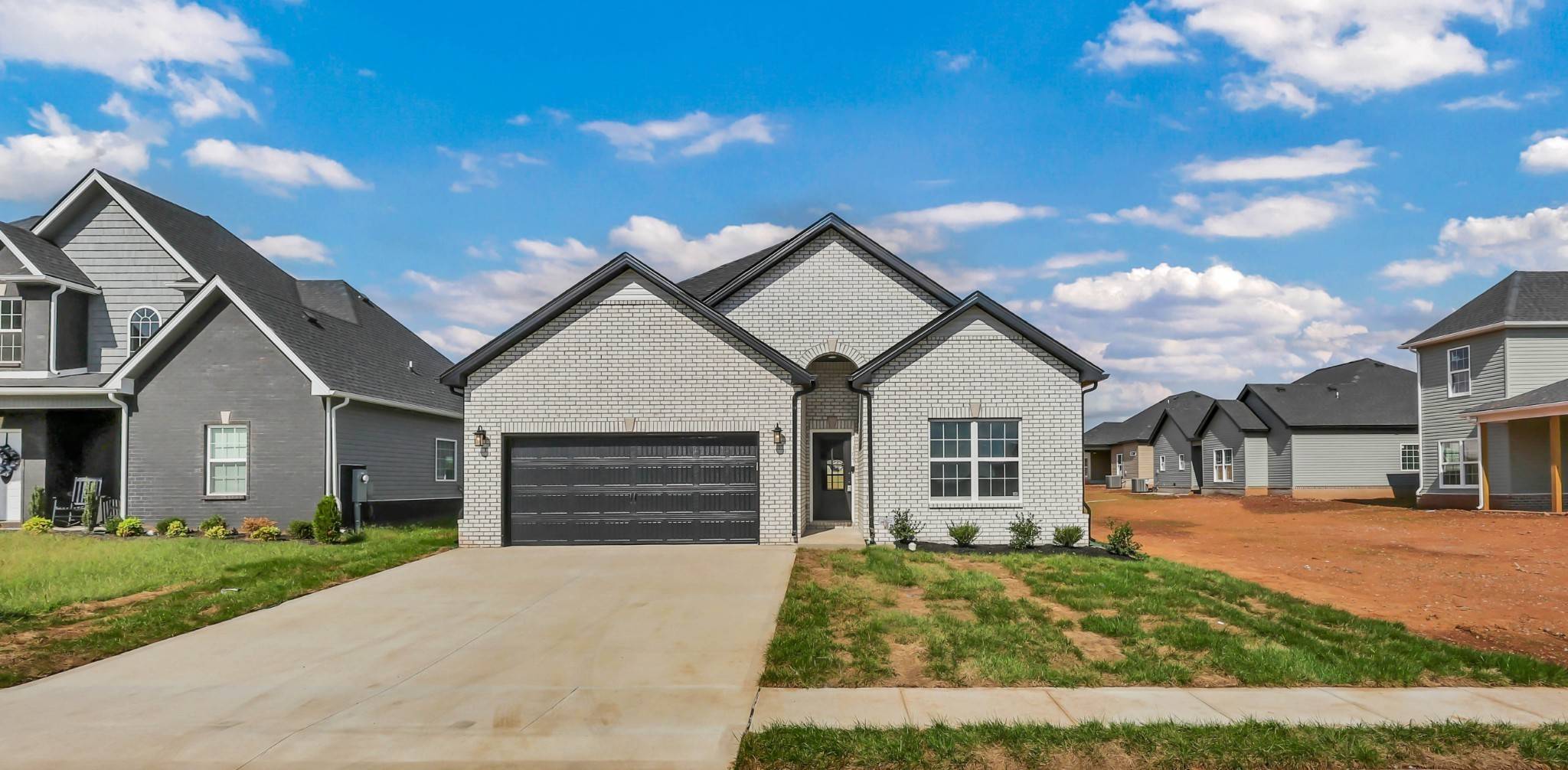 105 Sweet Clover Ct, Clarksville, TN 37040