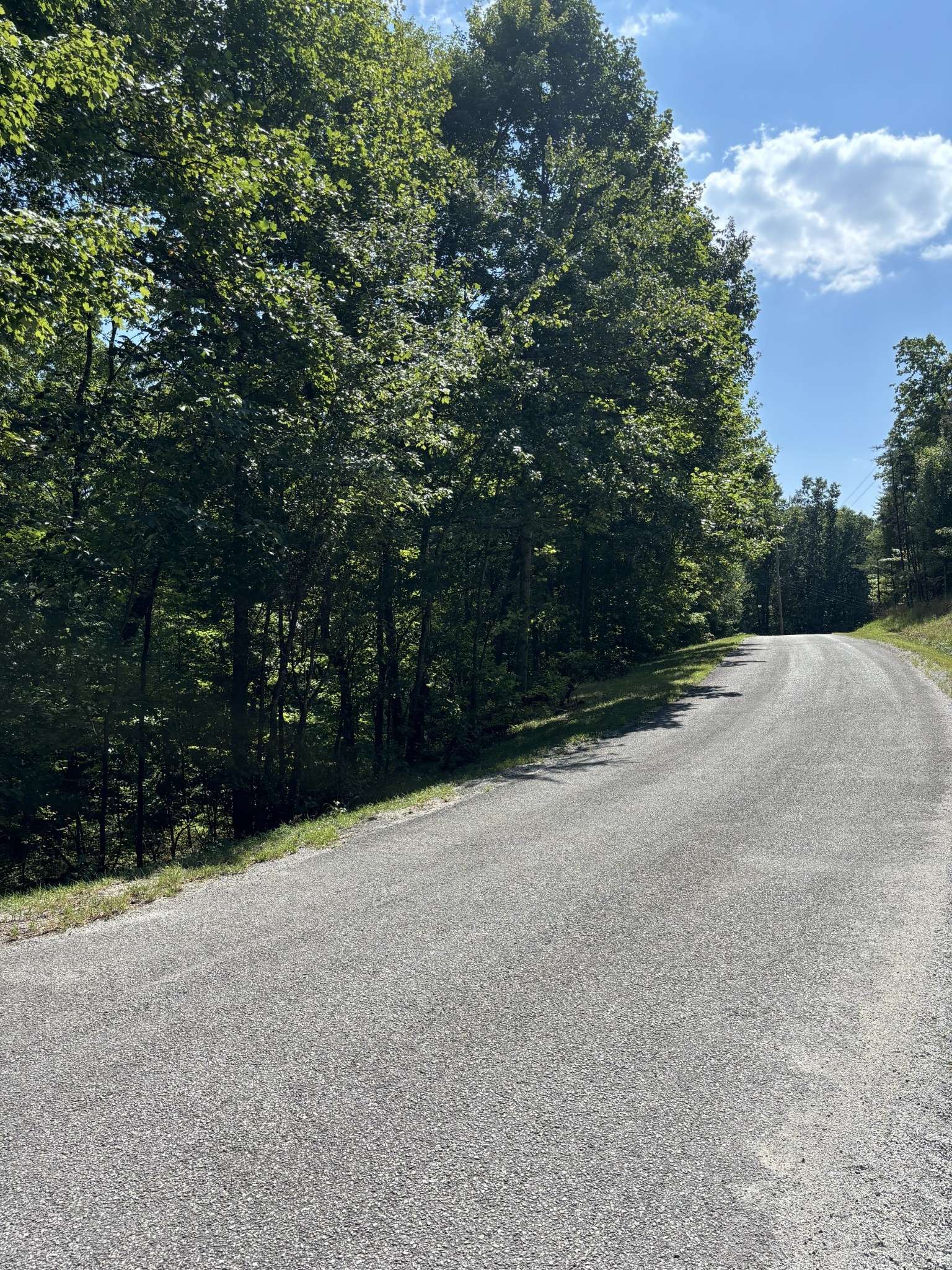 0 Crest Road, Monterey, TN 38574