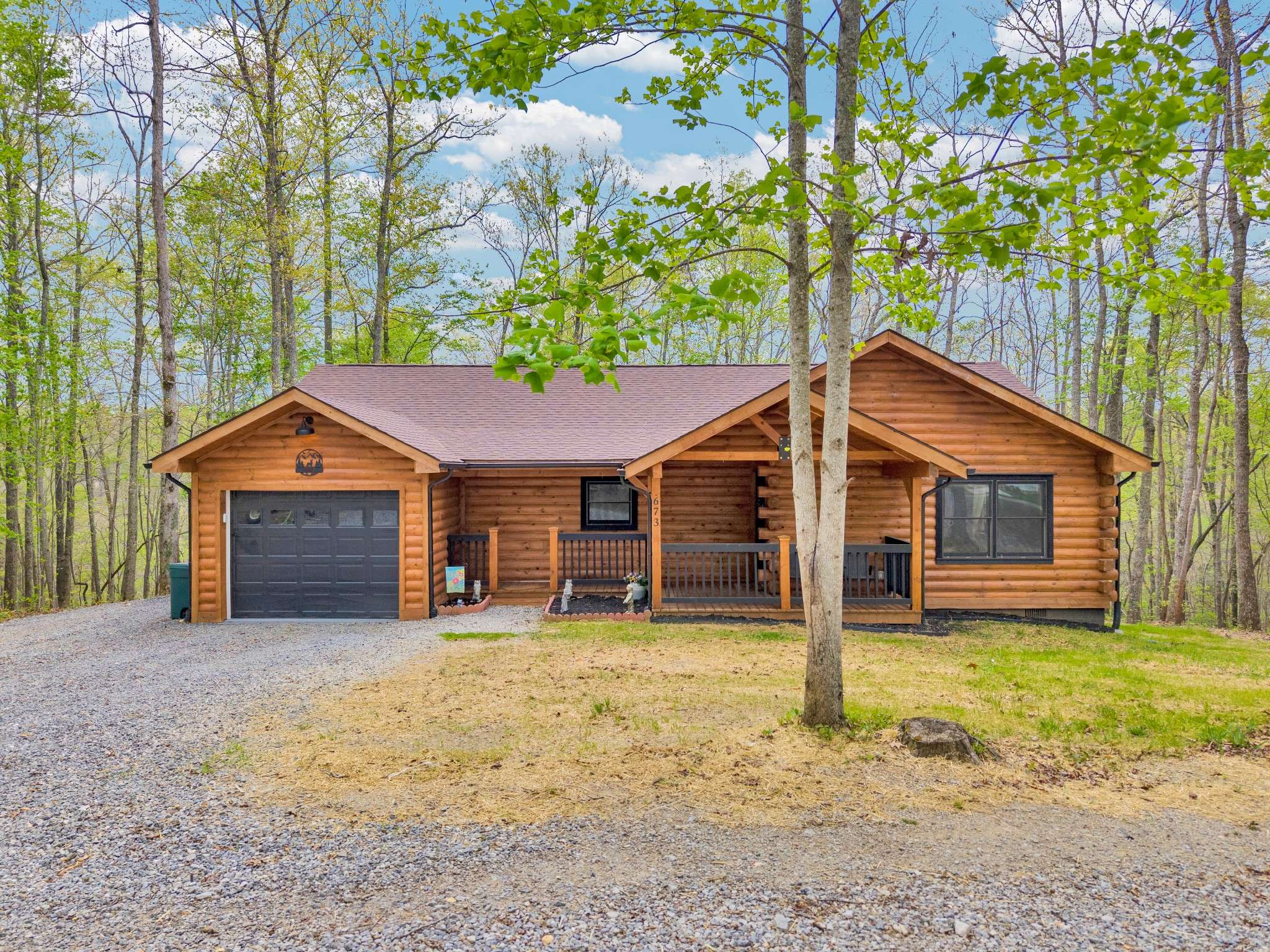 673 Arrowhead Rd, Moss, TN 38575