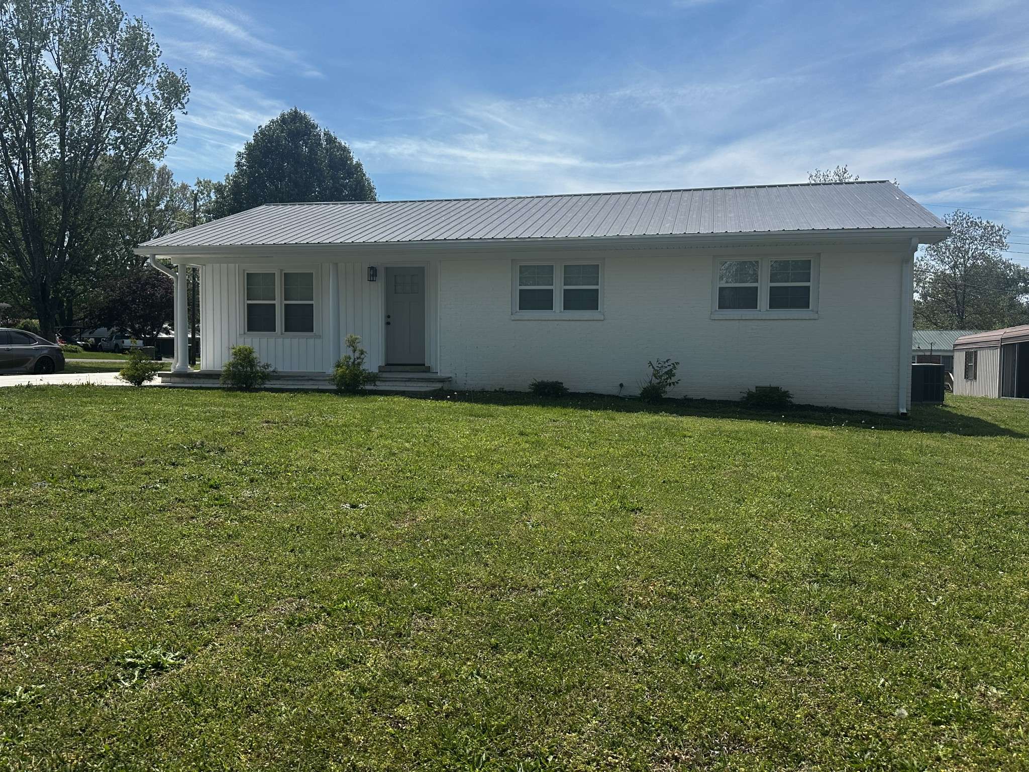 307 Randall St, Lawrenceburg, TN 38464