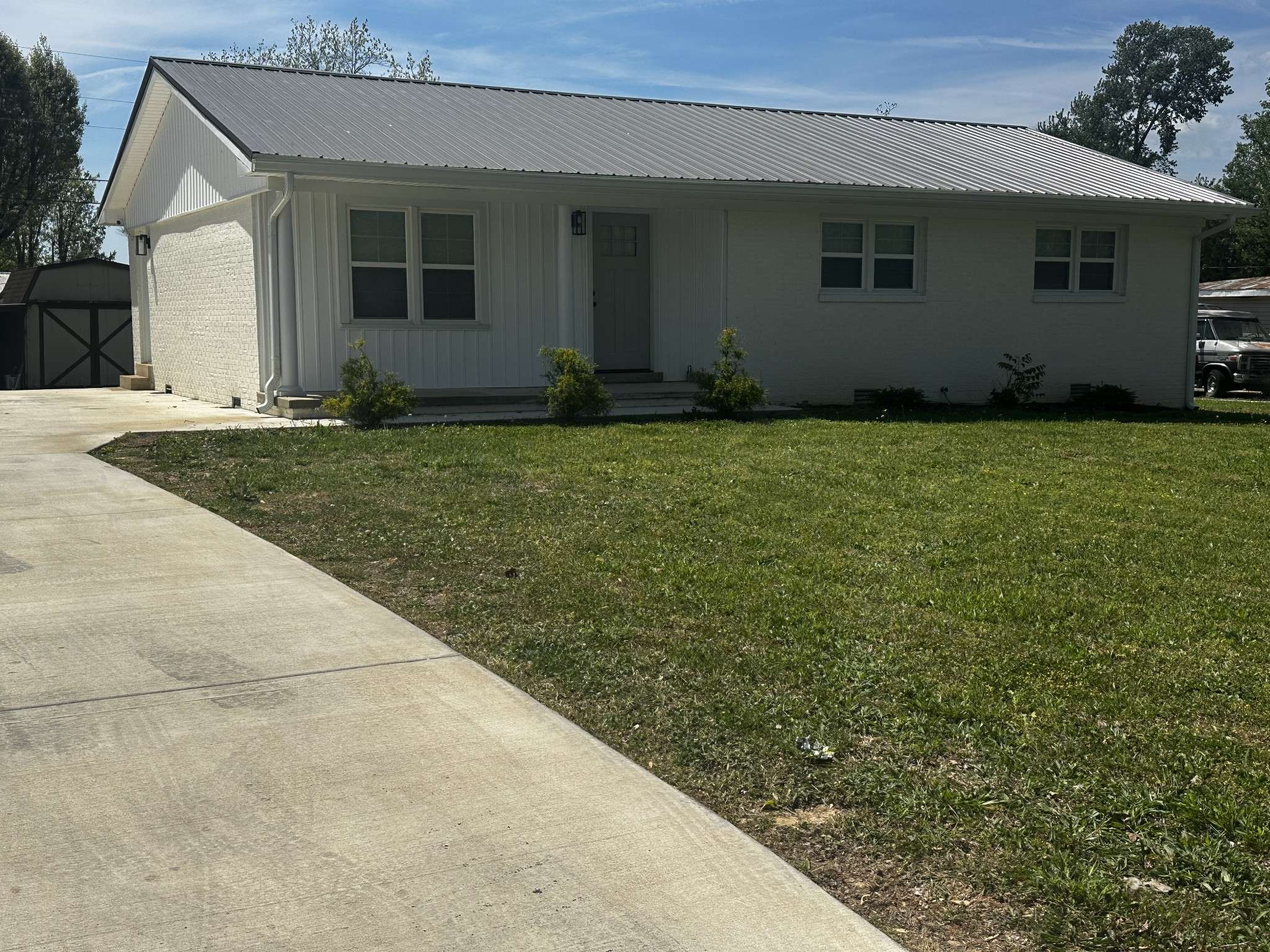 307 Randall St, Lawrenceburg, TN 38464