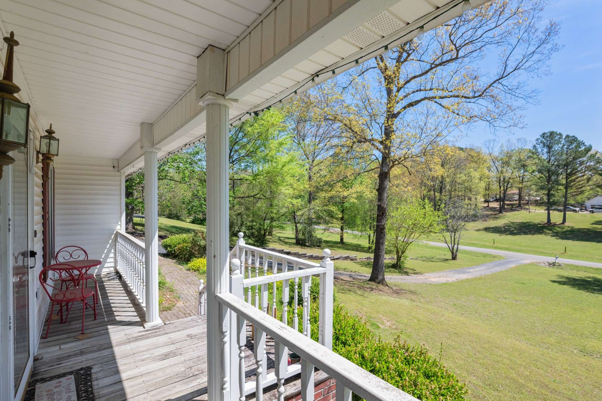 110 Jerri Ann Rd, Lexington, TN 38351